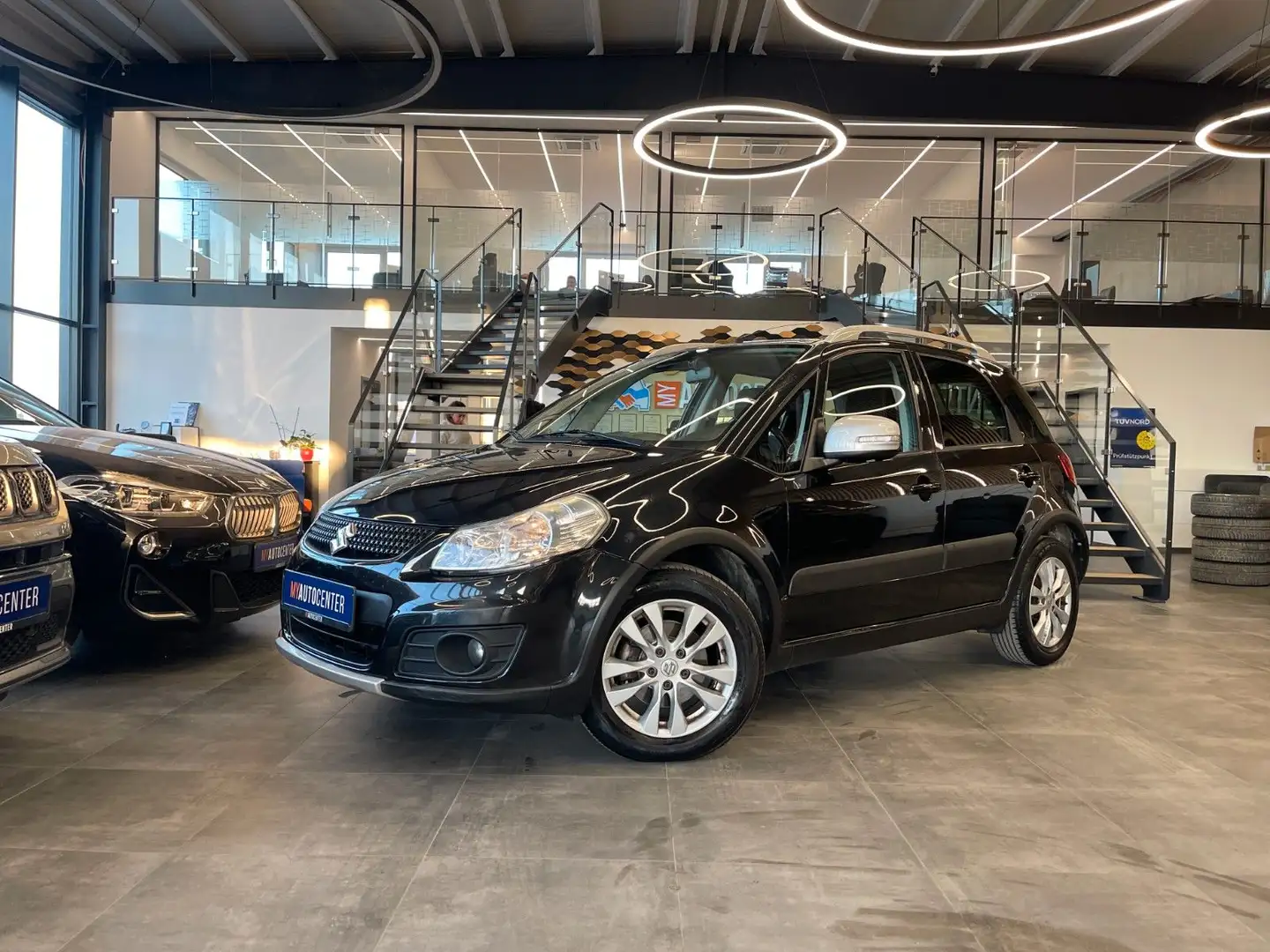 Suzuki SX4 1.6 VVT 2WD Style Automatik *SHZ*NAVI*KLIMA* Fekete - 1