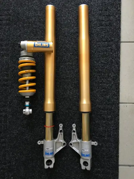 Aprilia RSV Mille - foto 6