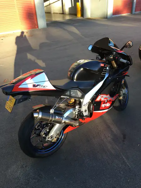 Aprilia RSV Mille - foto 3