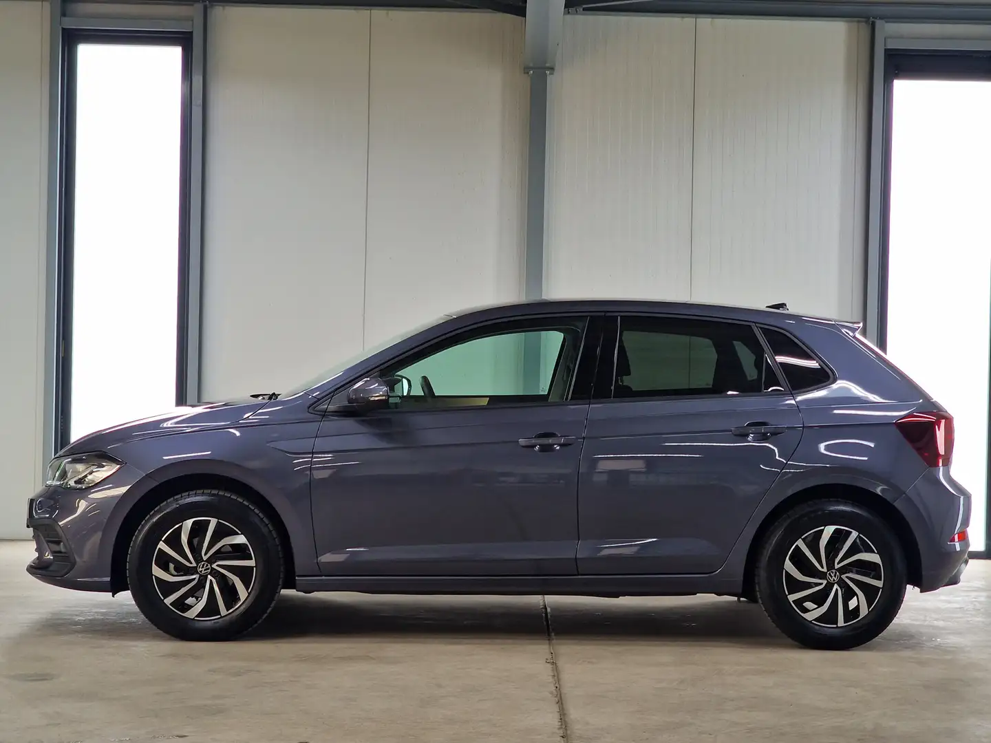 Volkswagen Polo 1.0 TSI 95pk DSG Life | Grijs - 2