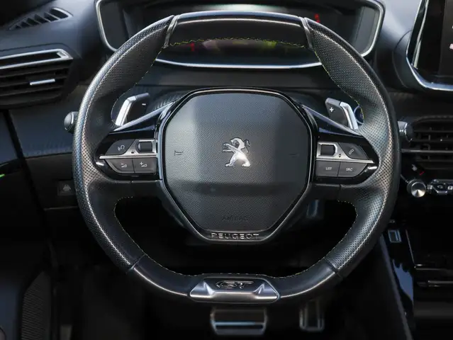 Peugeot 2008 view 12