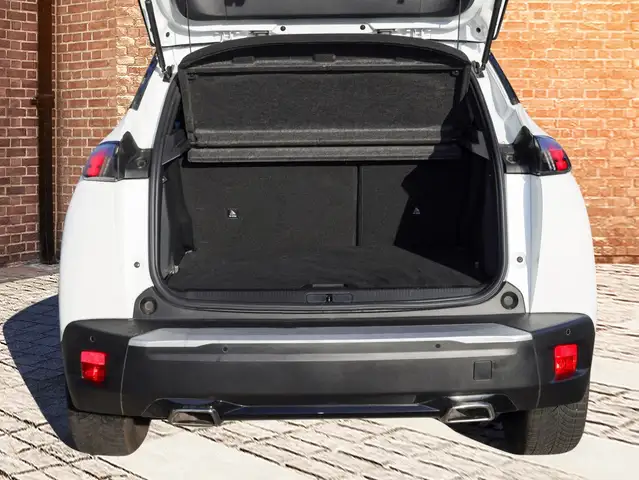 Peugeot 2008 view 6