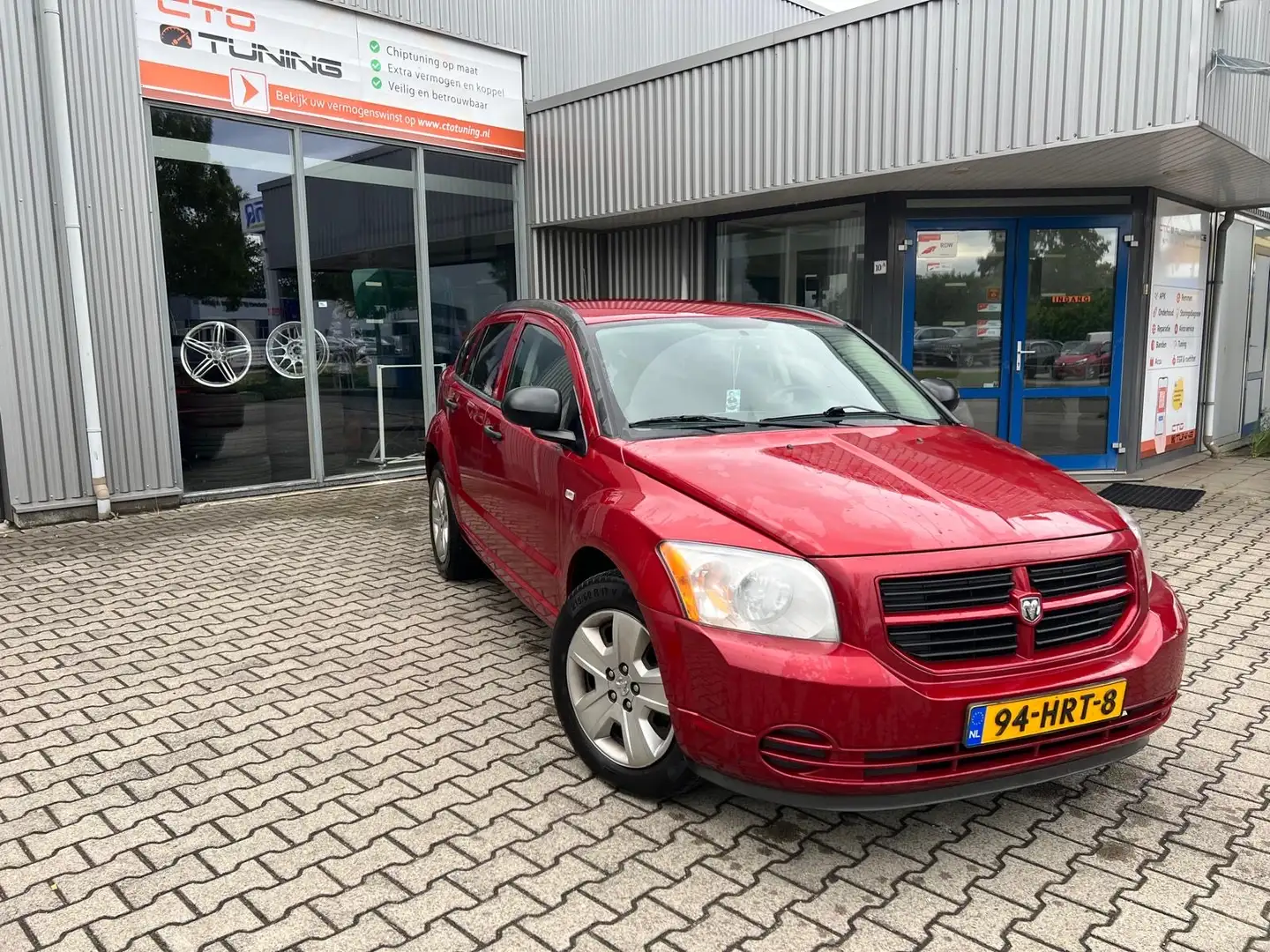 Dodge Caliber 2.0 SXT Rood - 2