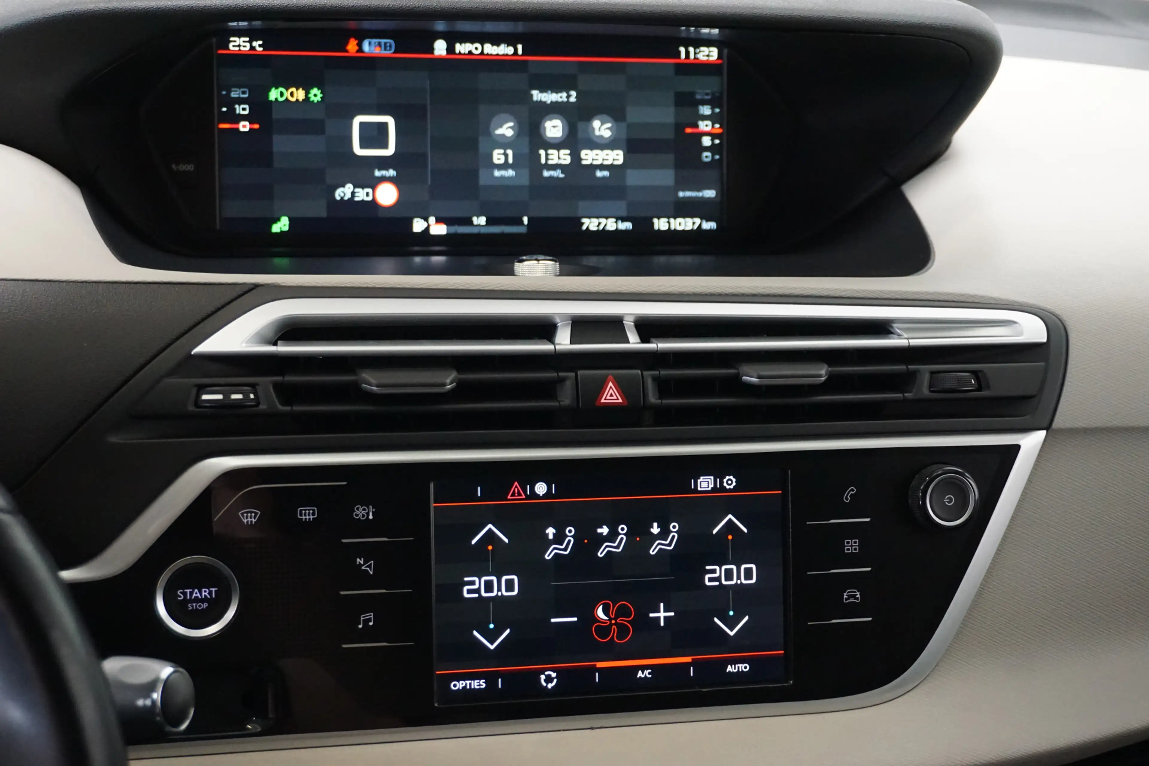 Citroen Grand C4 SpaceTourer 1.2 PureTech Origins MASSAGE NAVI CLIMA PDC CAMERA — photo 35