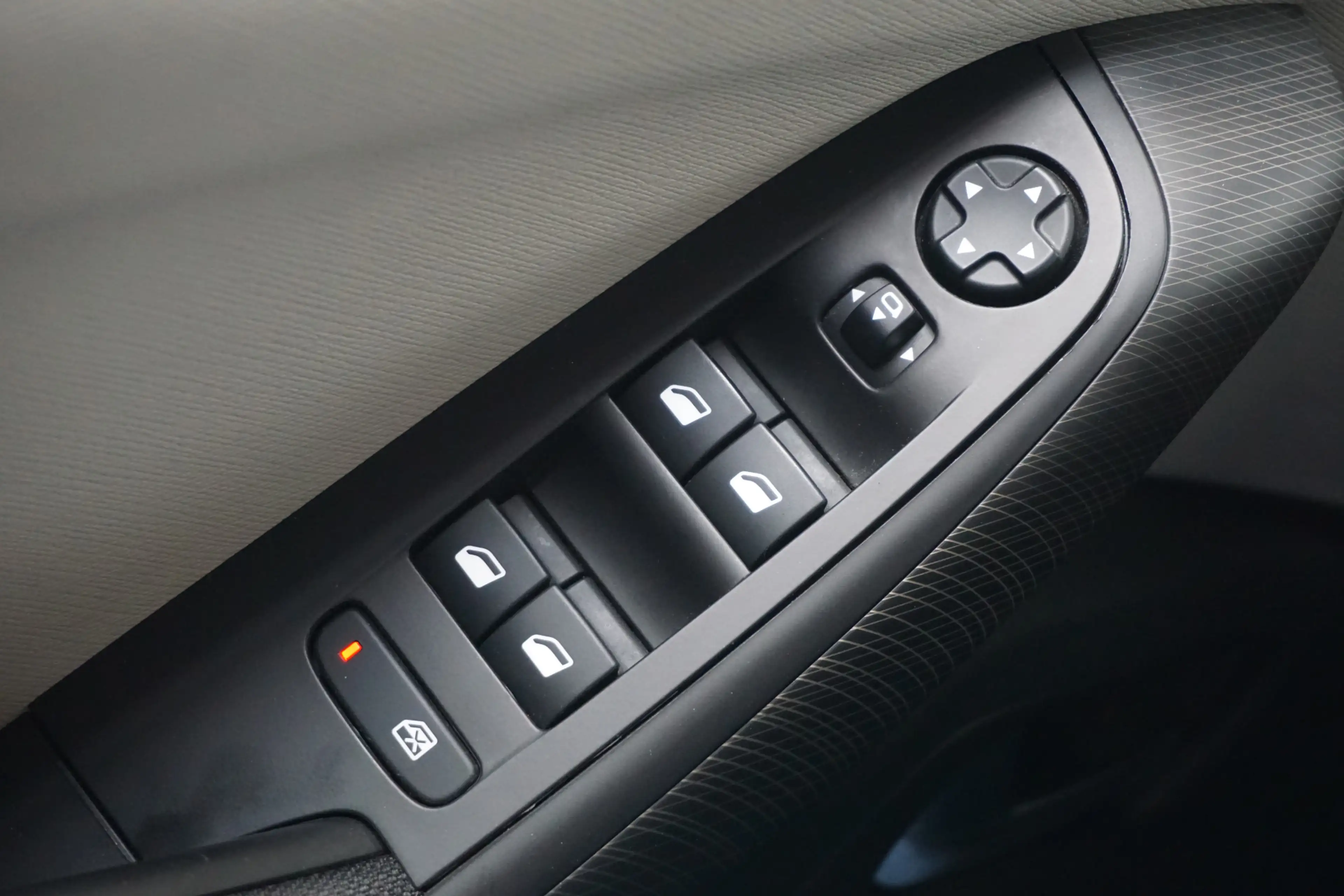 Citroen Grand C4 SpaceTourer 1.2 PureTech Origins MASSAGE NAVI CLIMA PDC CAMERA — photo 28