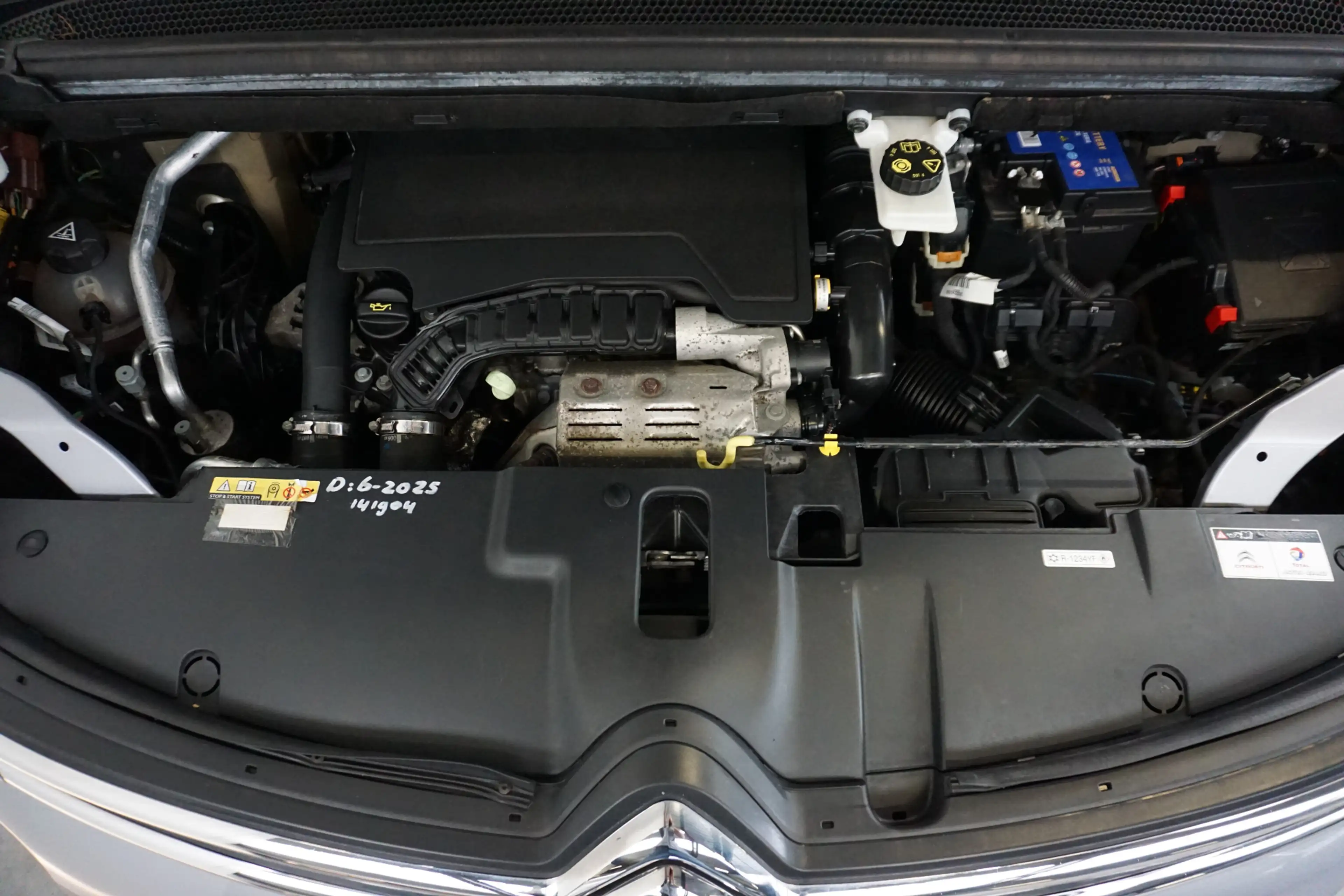 Citroen Grand C4 SpaceTourer 1.2 PureTech Origins MASSAGE NAVI CLIMA PDC CAMERA — photo 15