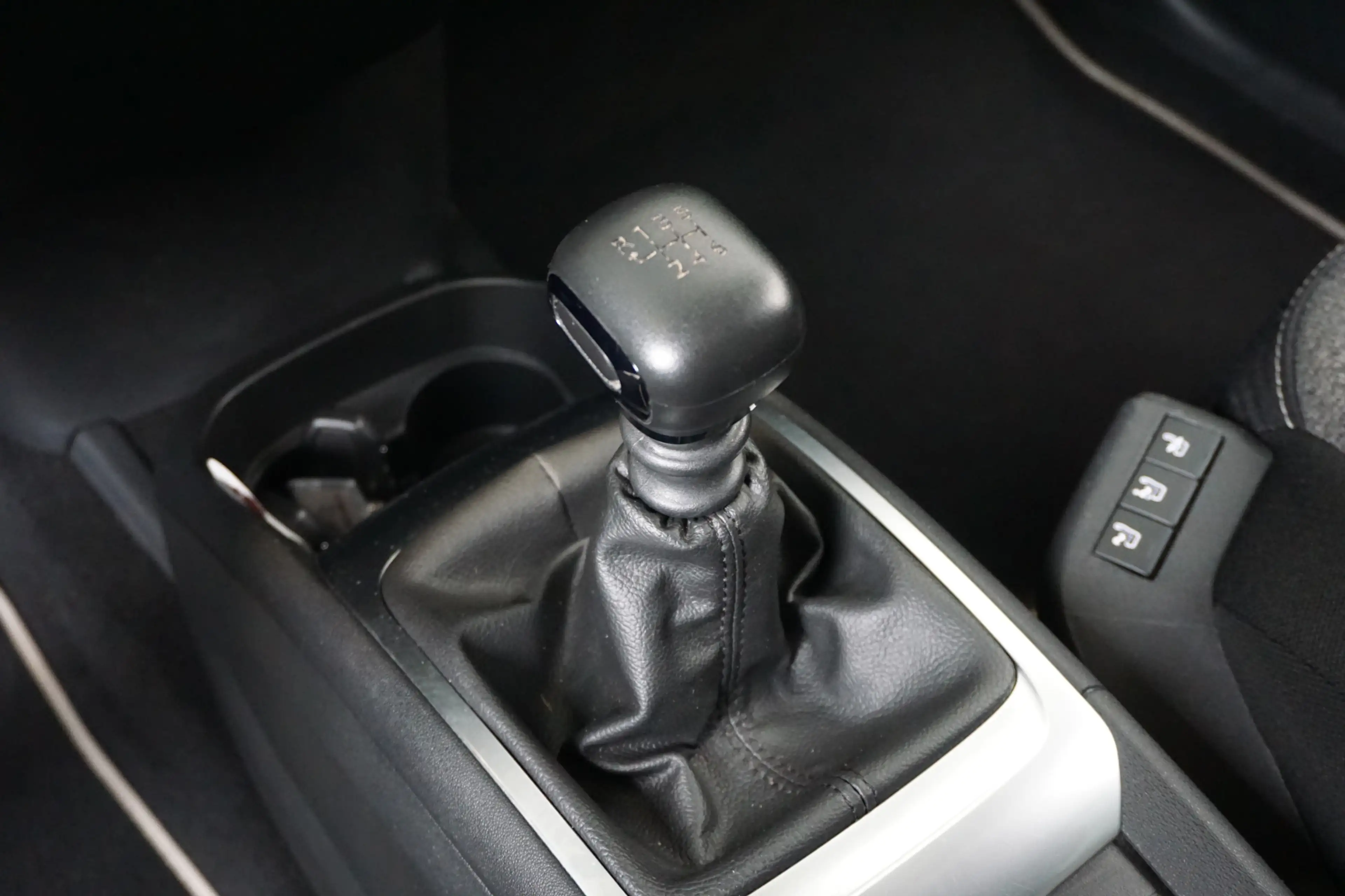 Citroen Grand C4 SpaceTourer 1.2 PureTech Origins MASSAGE NAVI CLIMA PDC CAMERA — photo 45