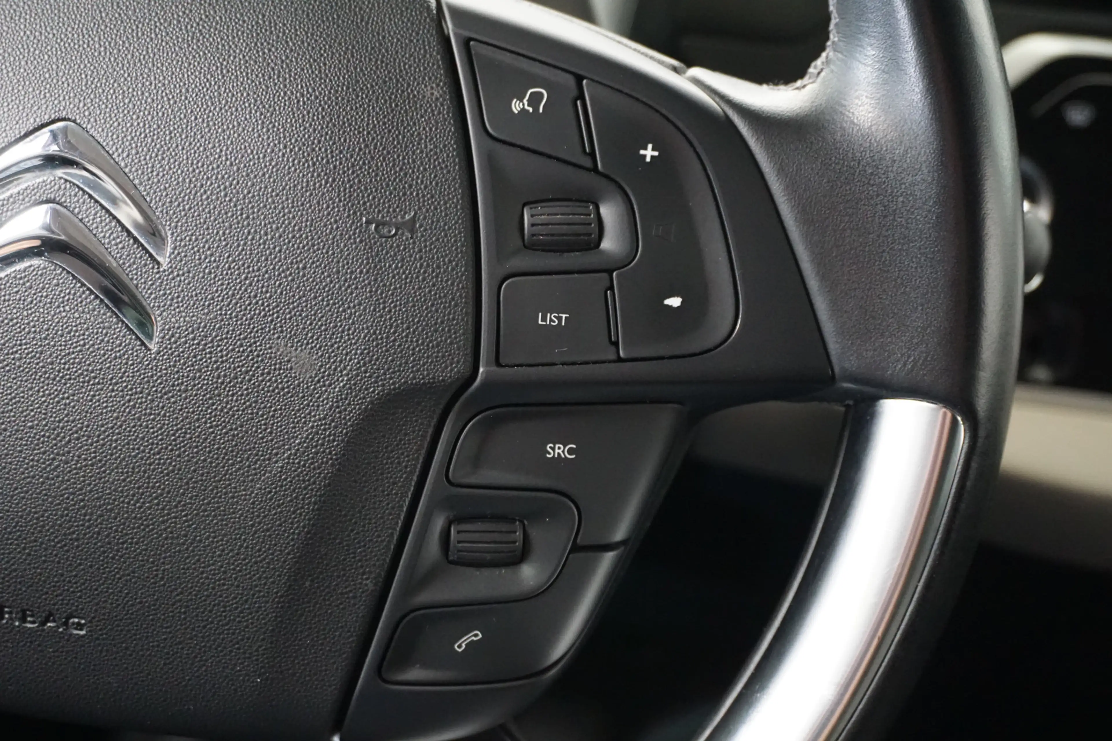 Citroen Grand C4 SpaceTourer 1.2 PureTech Origins MASSAGE NAVI CLIMA PDC CAMERA — photo 31