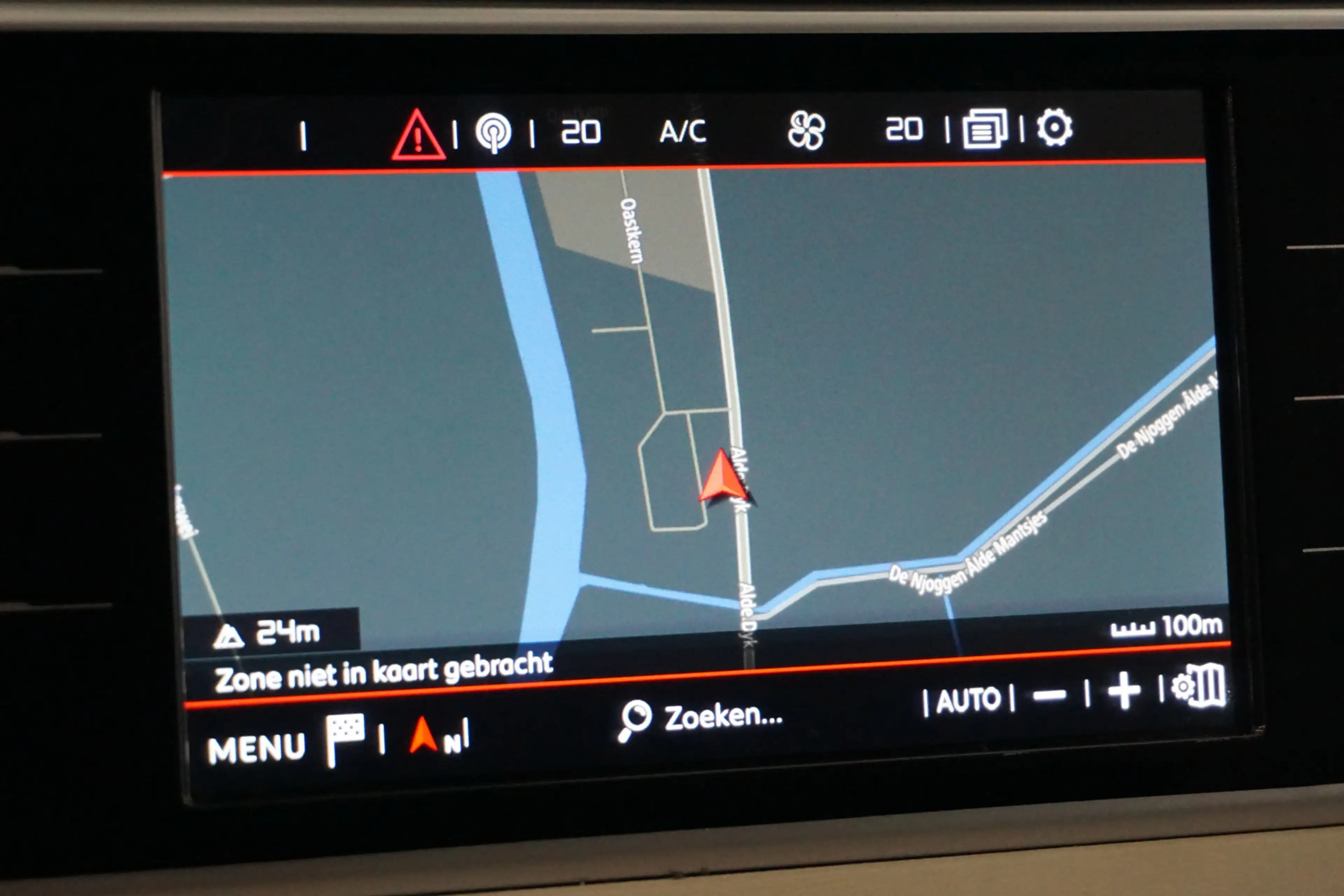 Citroen Grand C4 SpaceTourer 1.2 PureTech Origins MASSAGE NAVI CLIMA PDC CAMERA — photo 38