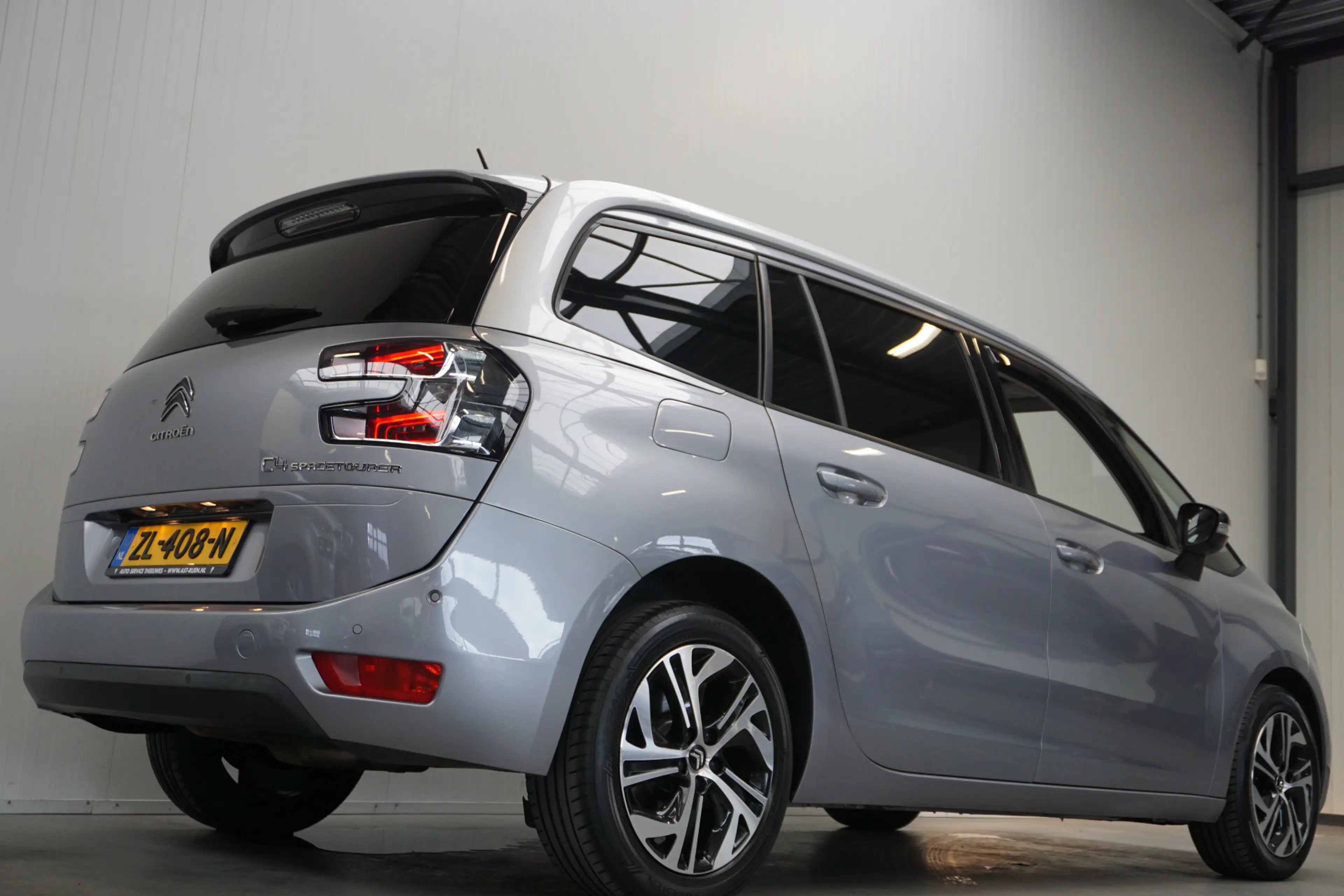 Citroen Grand C4 SpaceTourer 1.2 PureTech Origins MASSAGE NAVI CLIMA PDC CAMERA — photo 24