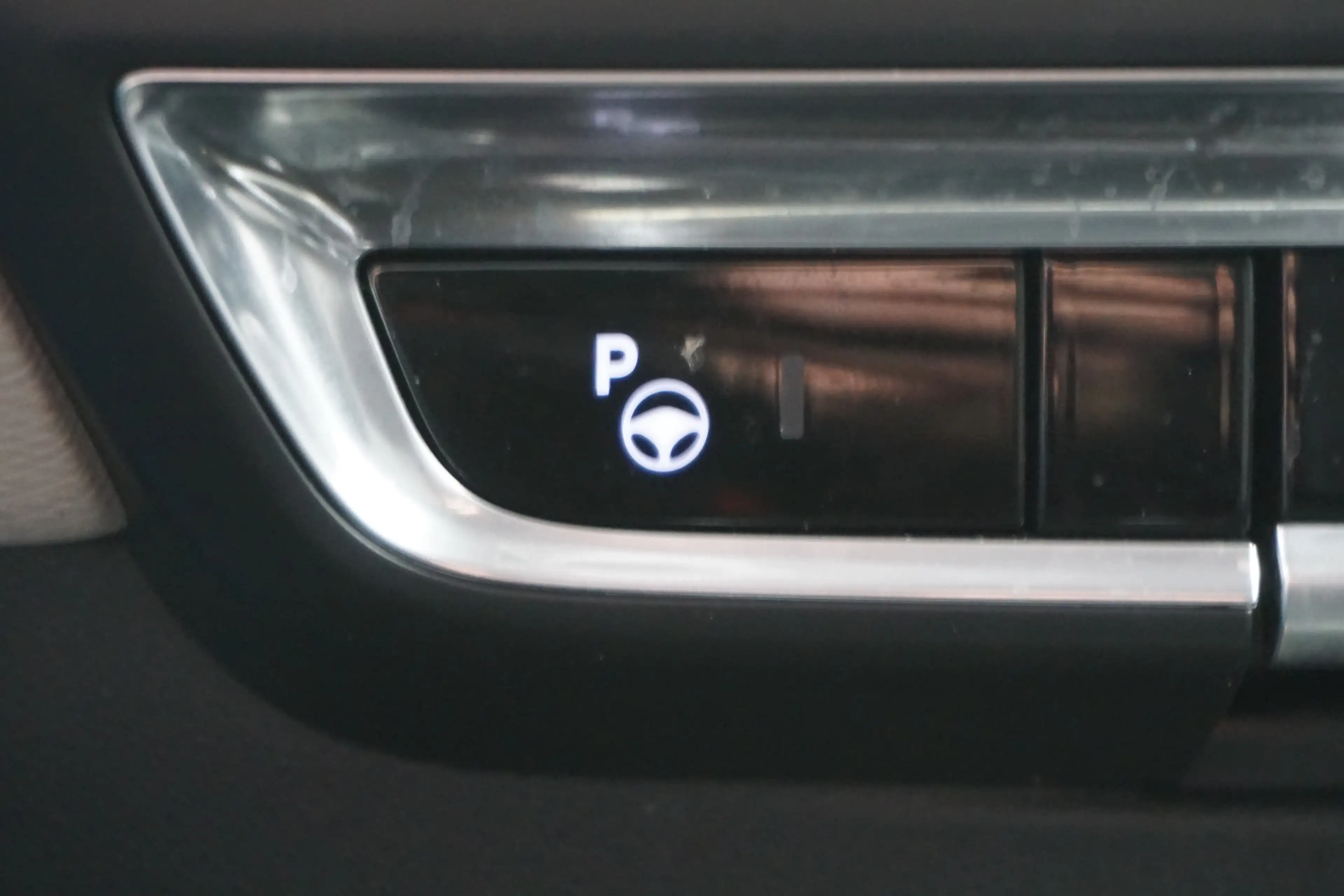 Citroen Grand C4 SpaceTourer 1.2 PureTech Origins MASSAGE NAVI CLIMA PDC CAMERA — photo 34
