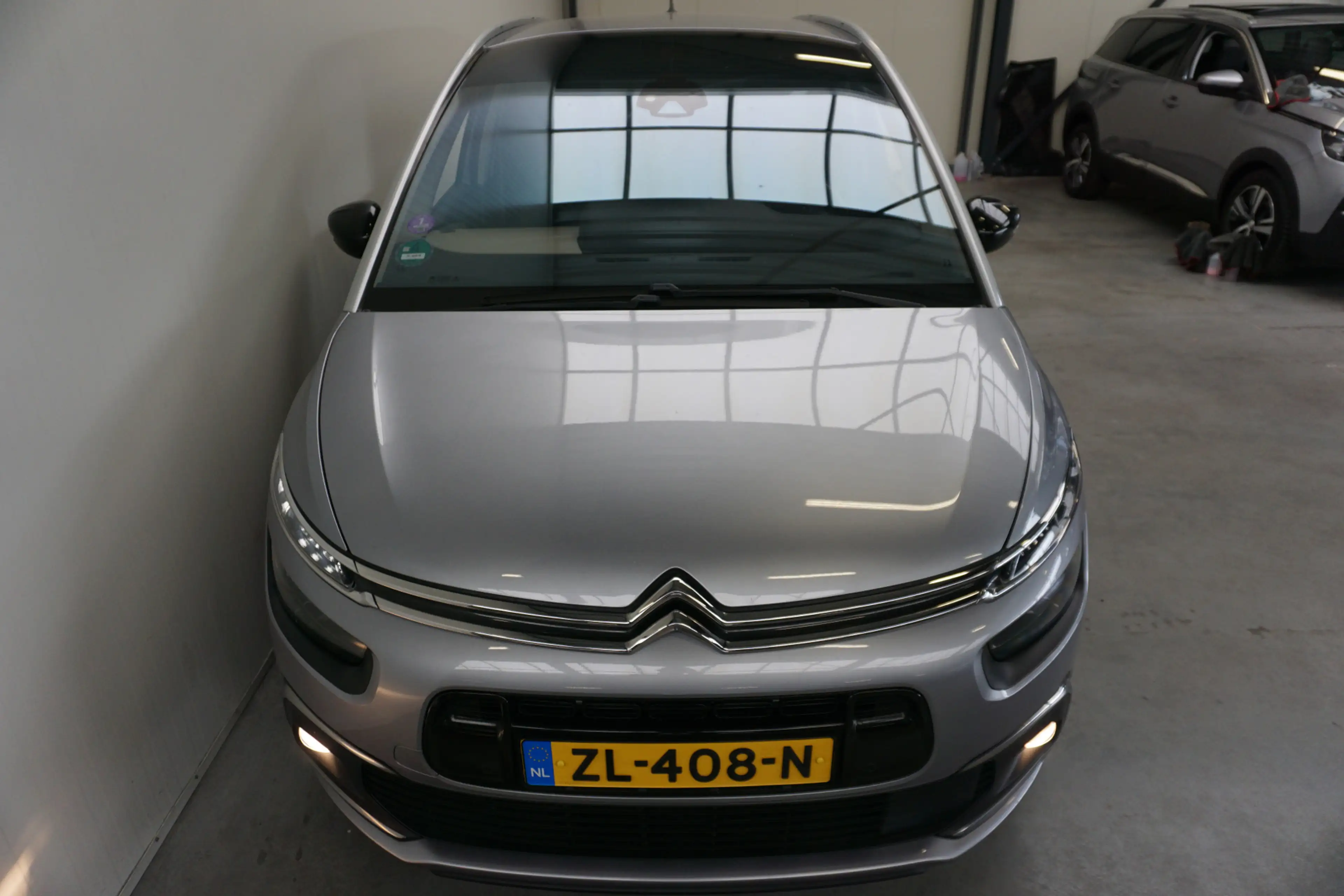 Citroen Grand C4 SpaceTourer 1.2 PureTech Origins MASSAGE NAVI CLIMA PDC CAMERA — photo 14