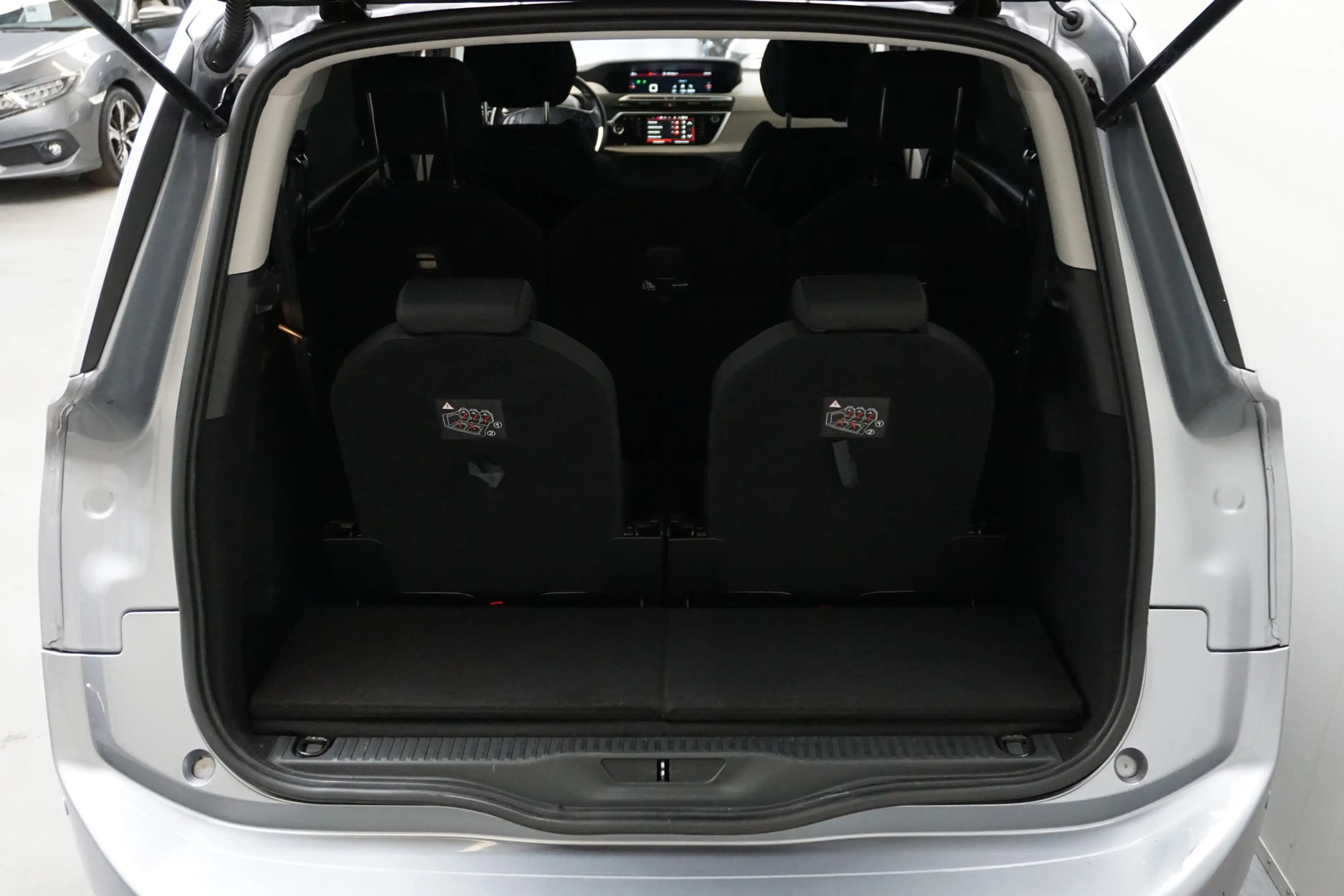 Citroen Grand C4 SpaceTourer 1.2 PureTech Origins MASSAGE NAVI CLIMA PDC CAMERA — photo 22