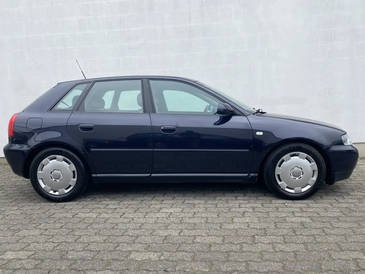 Audi A3 1.6 Attraction 8L 5 türig/Klima/M&S/TÜV NEU, foto 6