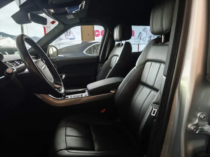 Land Rover Range Rover 2021, foto 12