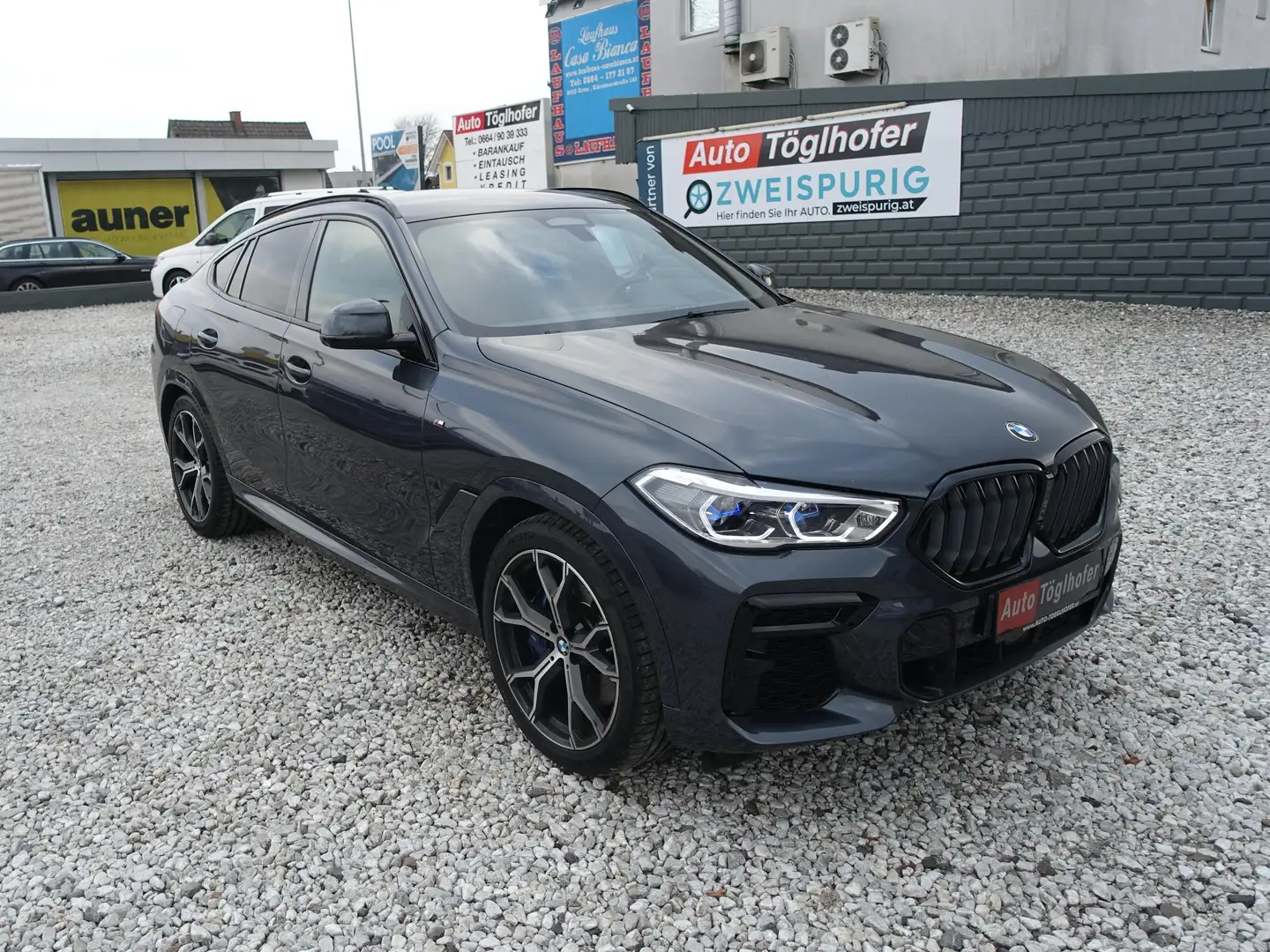 BMW X6 xDrive 40d M-Sport Luft Laser AHV Standk. Carbon Grau - 1