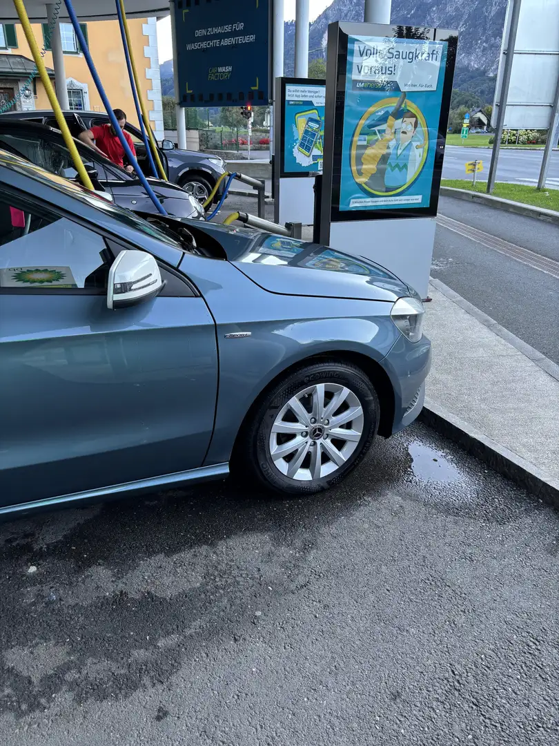 Mercedes-Benz A 180 CDI BlueEfficiency Edition Lifestyle - 2