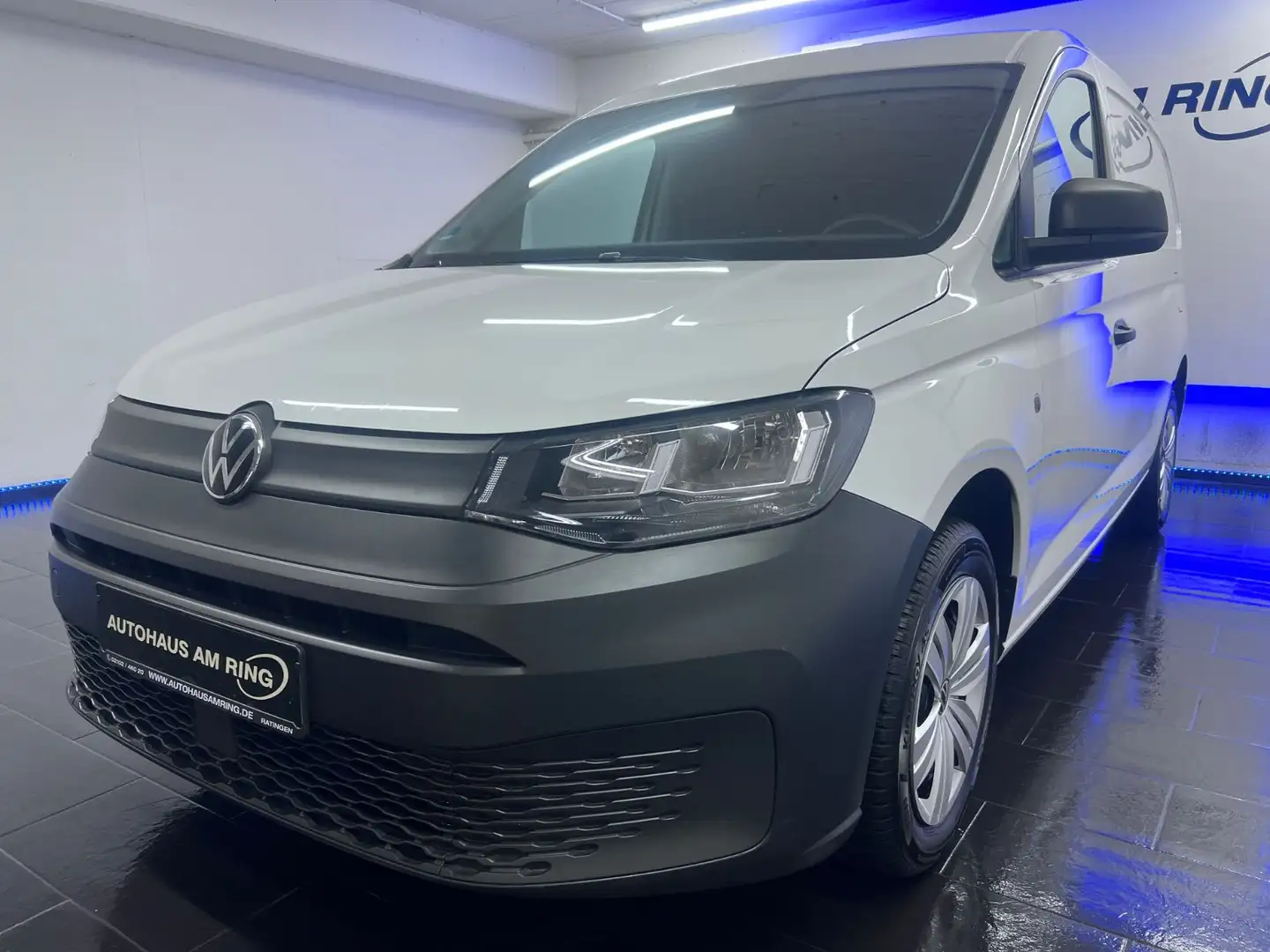 Volkswagen Caddy 2.0 TDI Cargo Maxi 1HD DAB SZHG PDC NOTBR. Weiß - 2