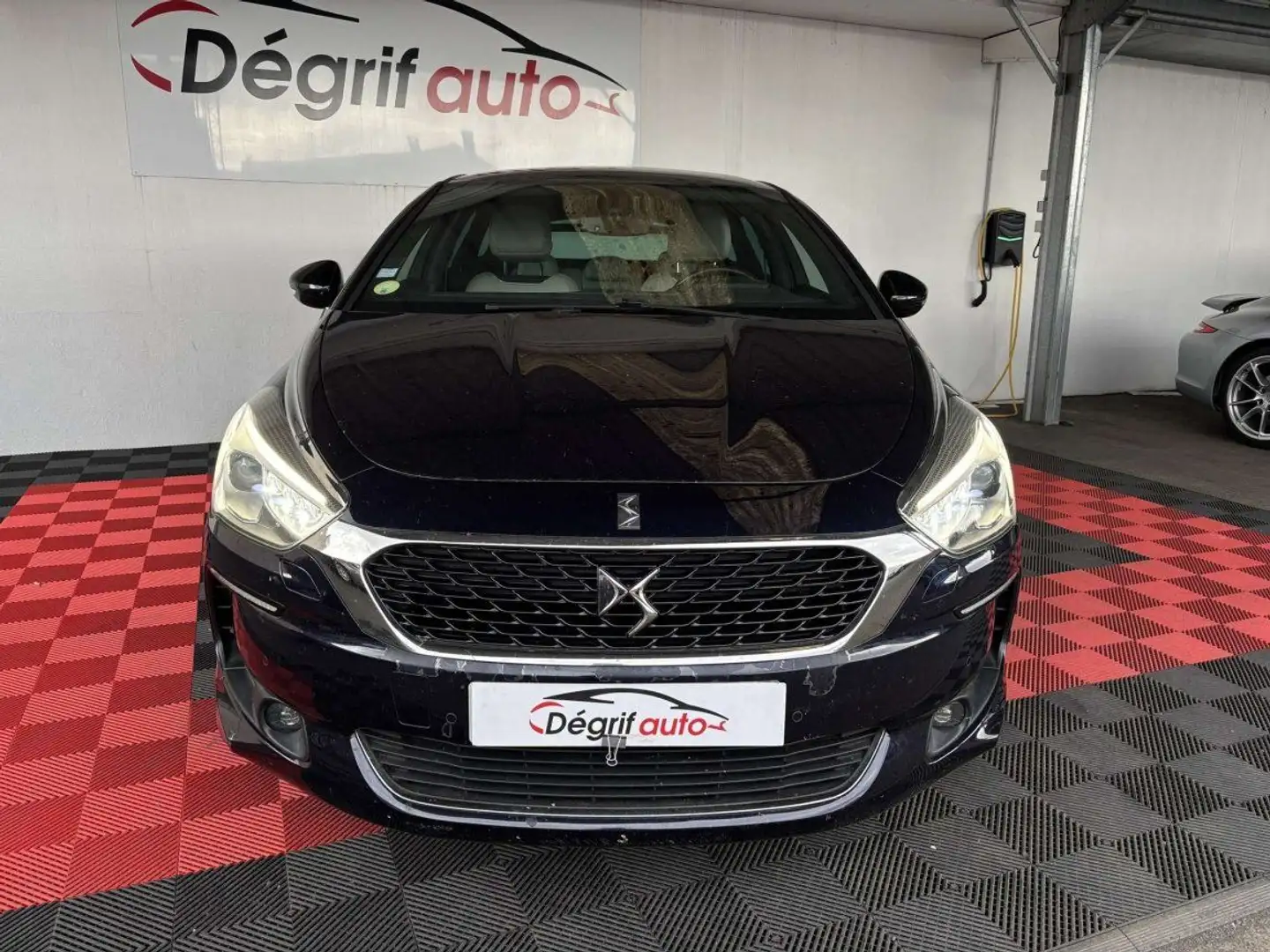DS Automobiles DS 5 DS5 BlueHDi 180 SetS EAT6 So Chic - 2