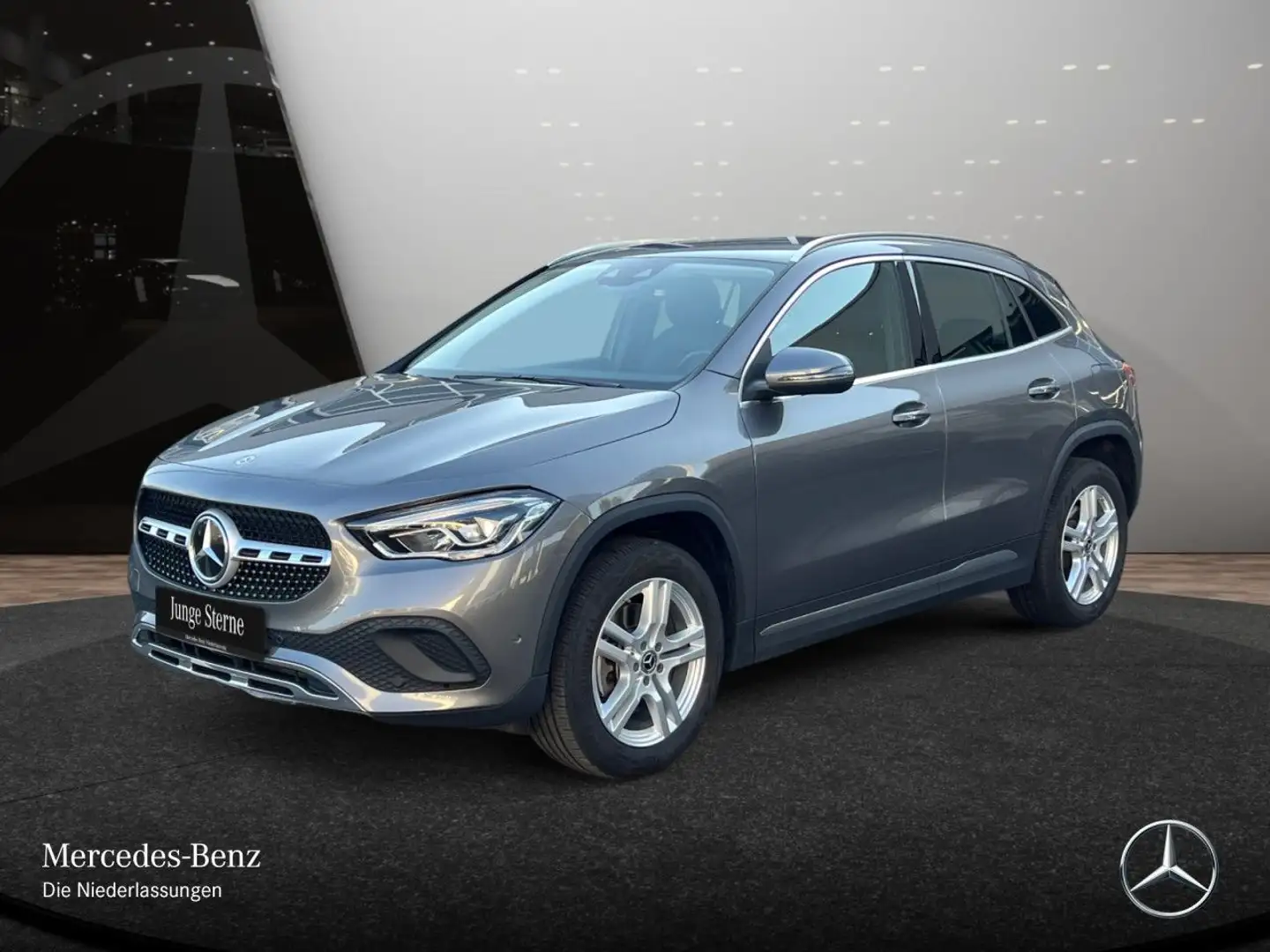 Mercedes-Benz GLA 220 d 4M PROGRESSIVE+LED+KAMERA+8G Gris - 2