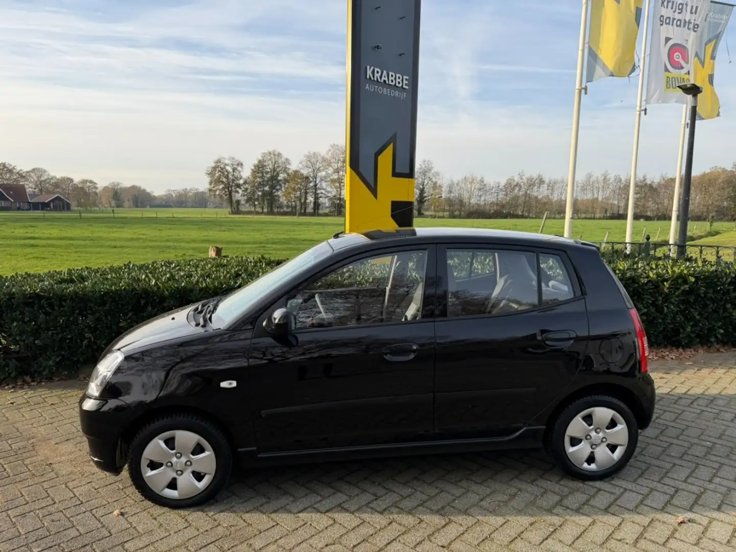 Kia Picanto 1.0 D-Light Airco 33000 km Prachtstaat Zwart - 2