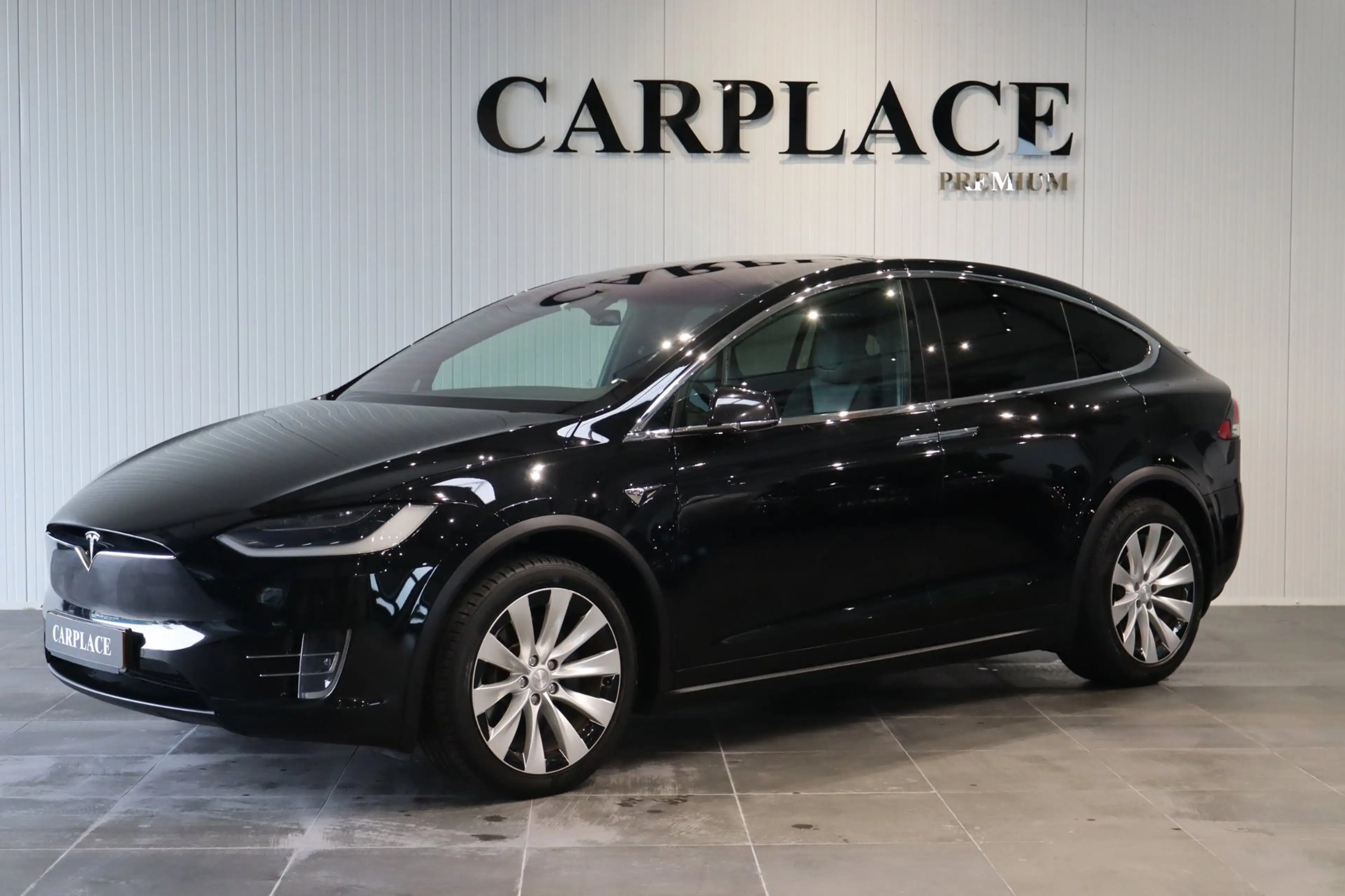 Tesla Model X Long Range-Free supercharge-Fast charge — photo 6
