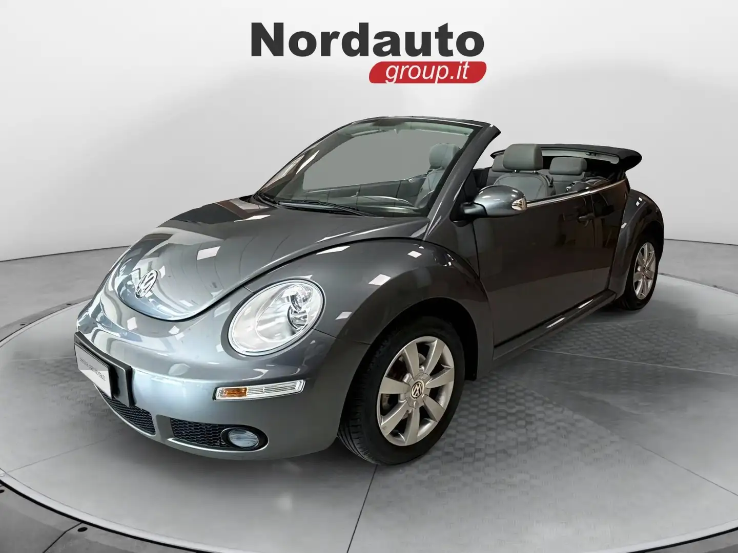 Volkswagen New Beetle New Beetle 1.4 16V Cabrio Grigio - 1
