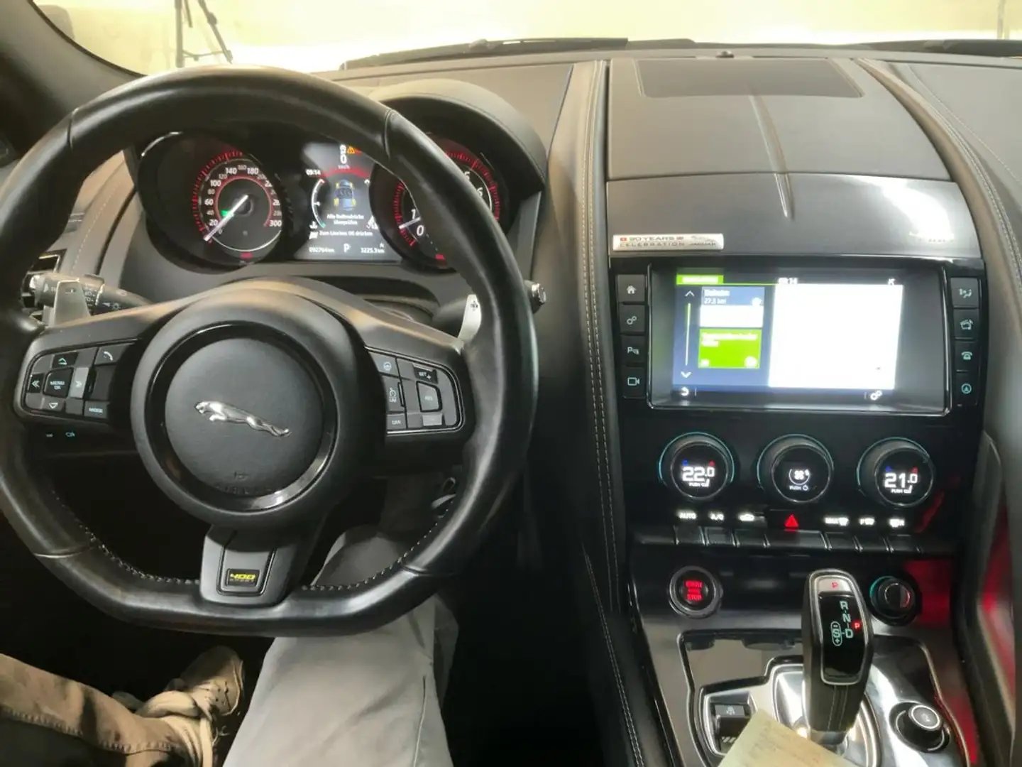 Jaguar F-Type F-Type Cabriolet Aut. 400 Sport Unfall AWD Wit - 2