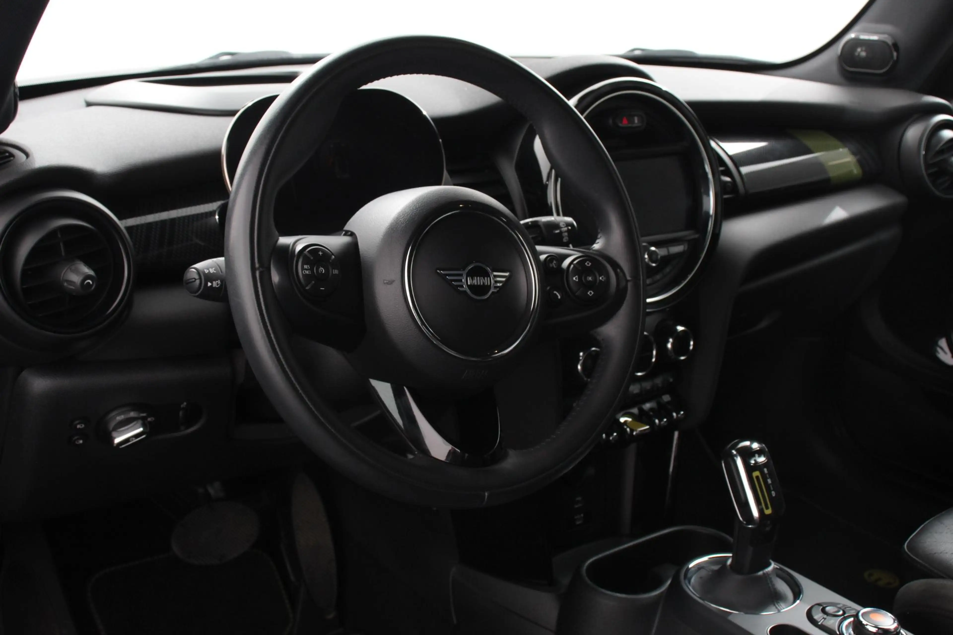MINI Cooper E Electric Charged 33 kWh Leder Climate Control Crui — photo 10