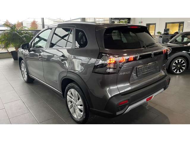 Suzuki SX4 S-Cross Comfort 1.4 AT Facelift Navi LED ACC Kamera SitzHZ