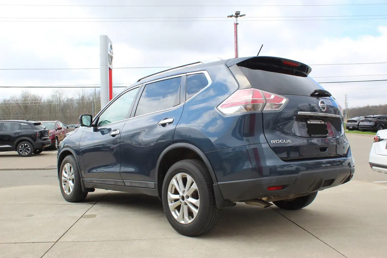 Nissan Rogue снимка Nissan Rogue