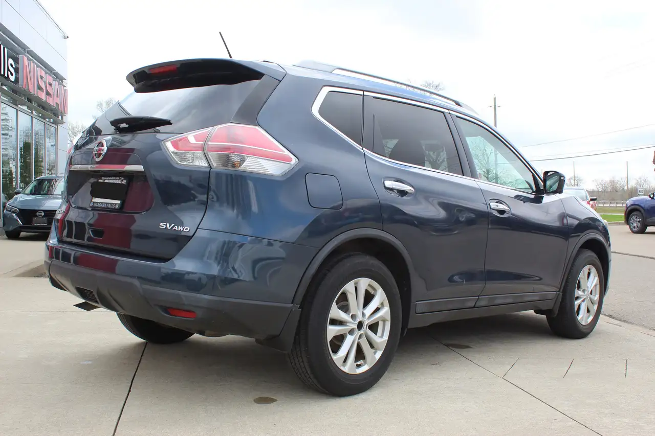 Nissan Rogue снимка Nissan Rogue