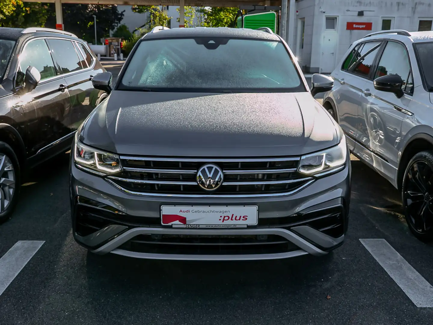 Volkswagen Tiguan Allspace 2.0 TDI 4MO Elegance Navi Matrix Gris - 2