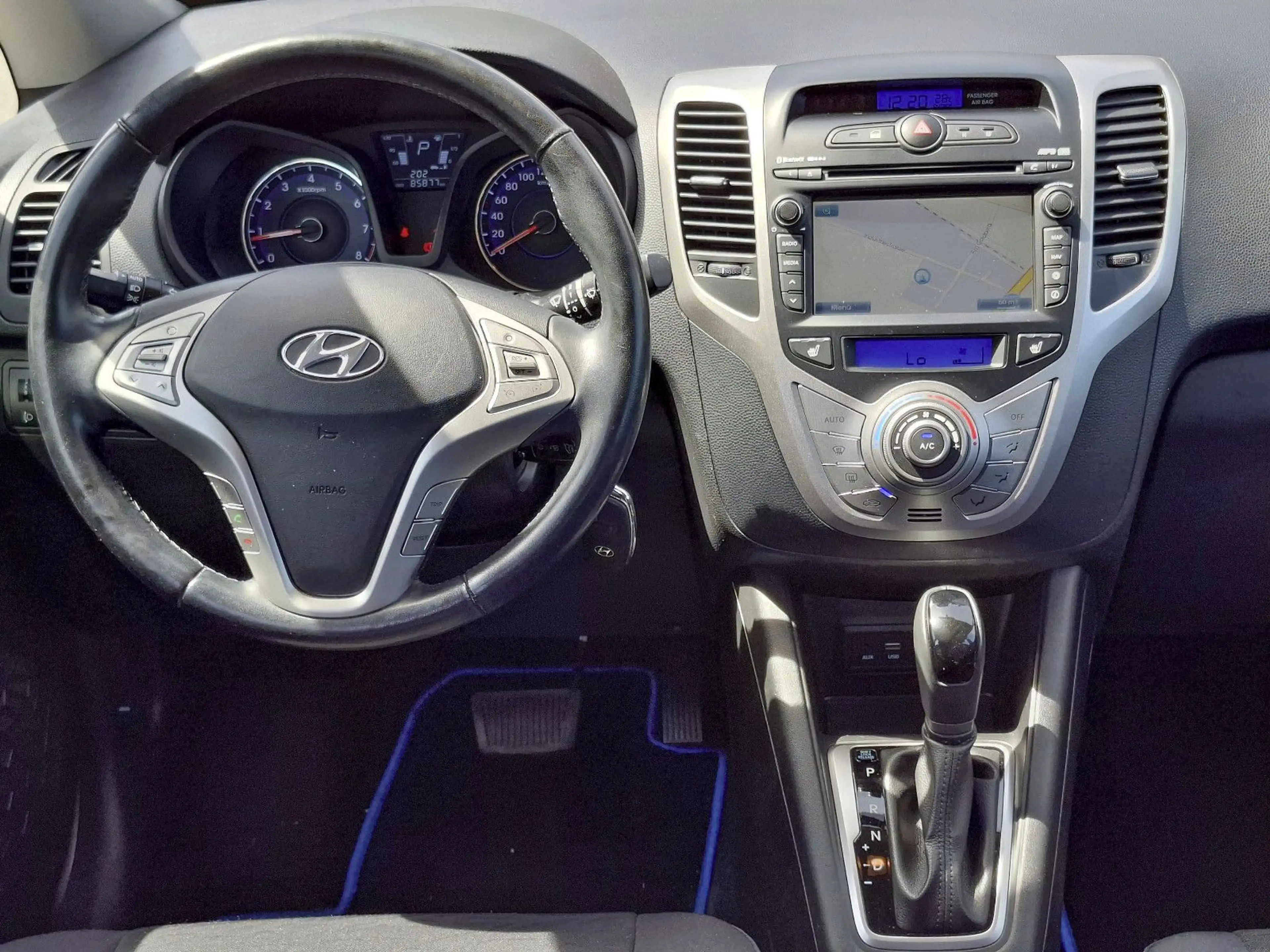 Hyundai iX20 1.6 Sp.Plus Automatik*Kamera*Navi*PDC — photo 6