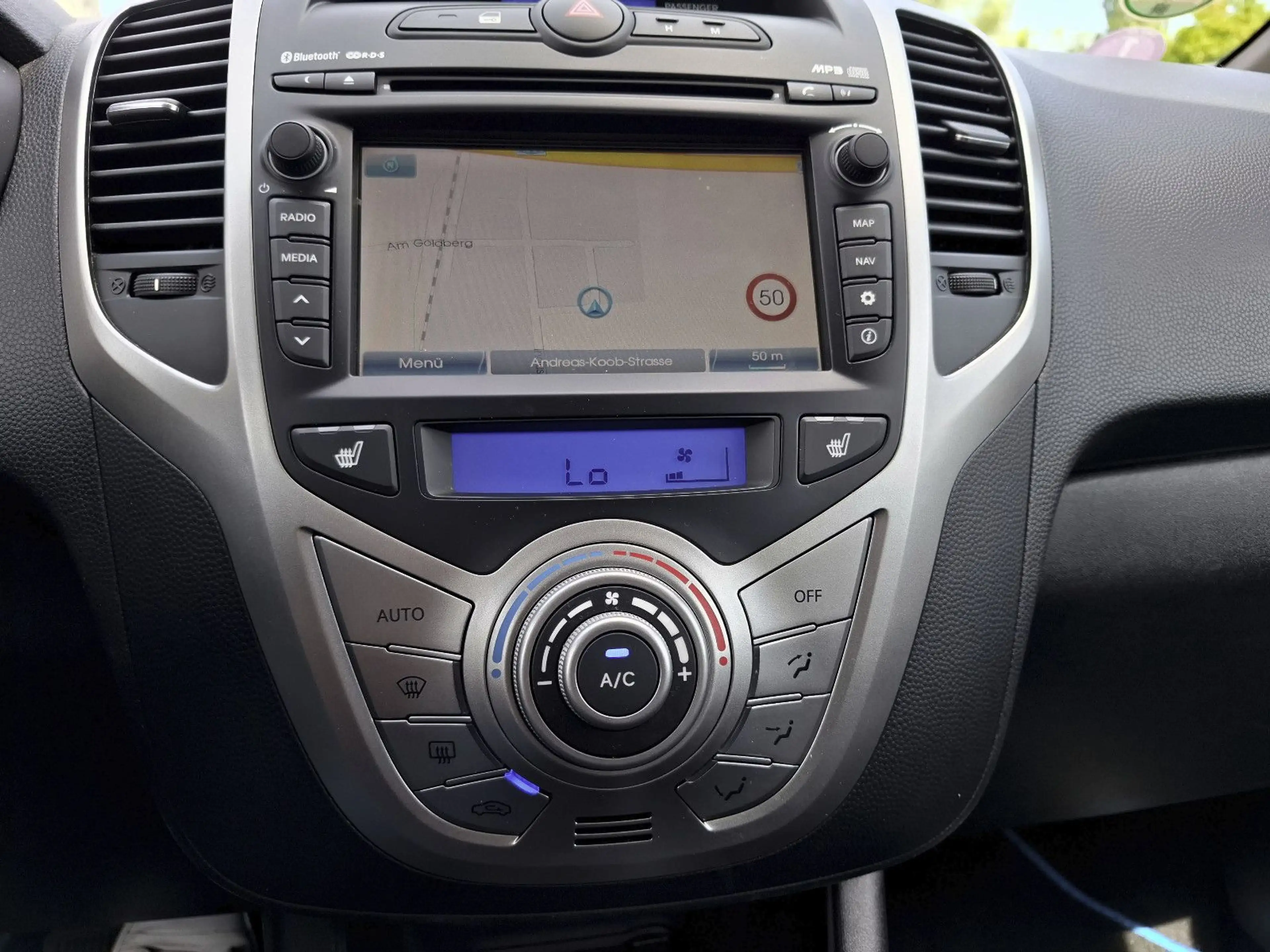 Hyundai iX20 1.6 Sp.Plus Automatik*Kamera*Navi*PDC — photo 19