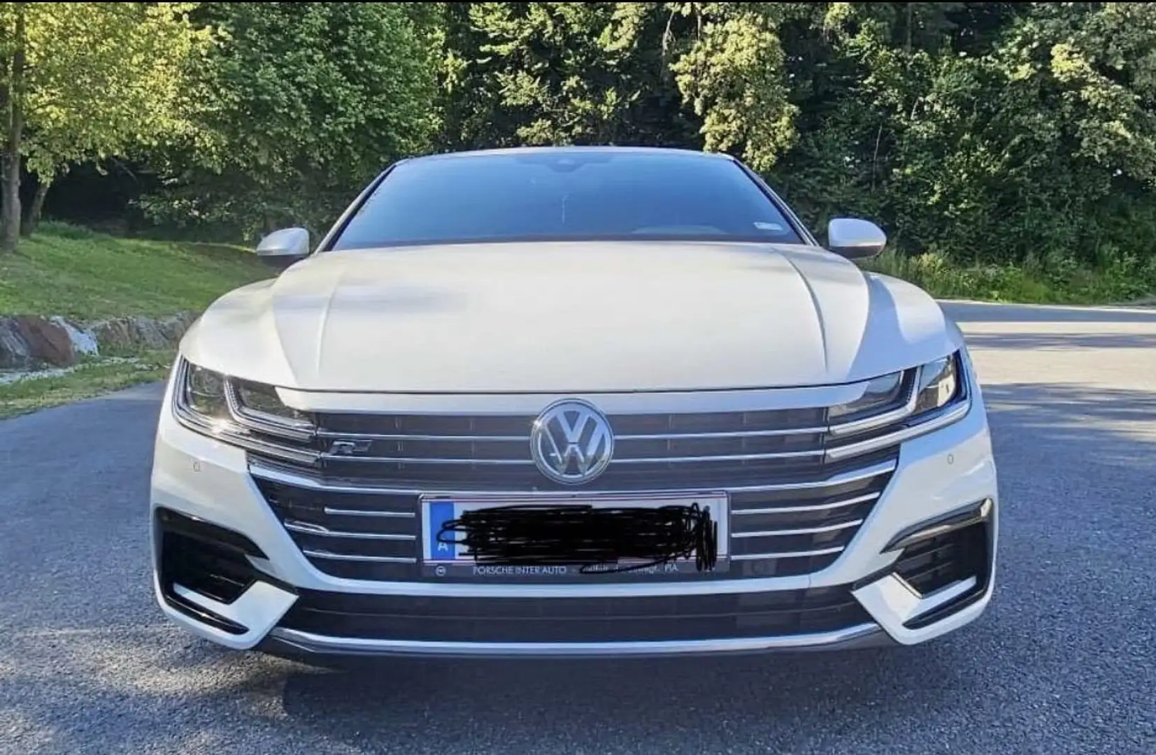 Volkswagen Arteon 2,0 TDI Automatik R Line - 2