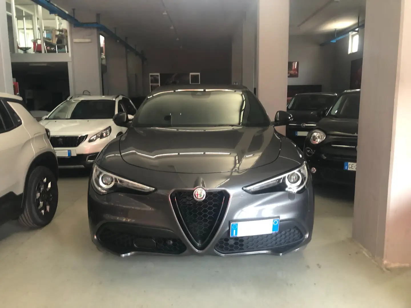 Alfa Romeo Stelvio Stelvio 2.2 t Veloce Q4 210cv auto Grigio - 1
