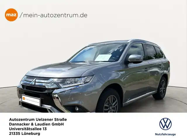 Mitsubishi Outlander 2.4 PHEV Plug in Hybrid 4WD Alu AHK Sitzh. App Con