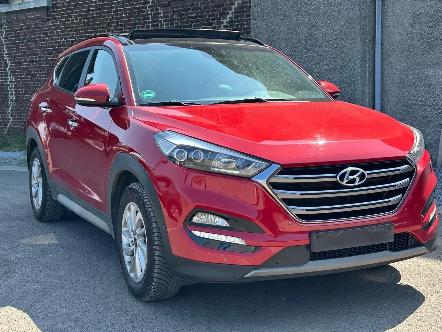 Hyundai TUCSON Tucson 1.7 CRDi 2WD Urban Spirit ISG DCT Rouge - 1
