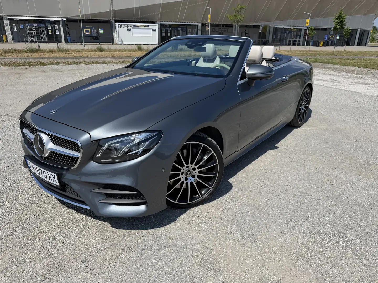 Mercedes-Benz E 400 4Matic Cabrio 9G-TRONIC AMG Line - 2