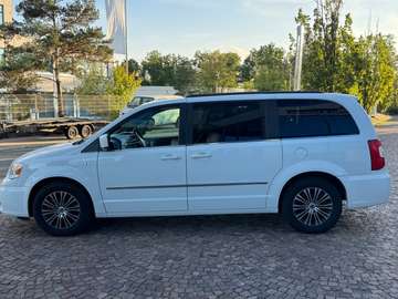 S 2.8 CRD 130 kW,7Sitz El.Schiebetür PDC