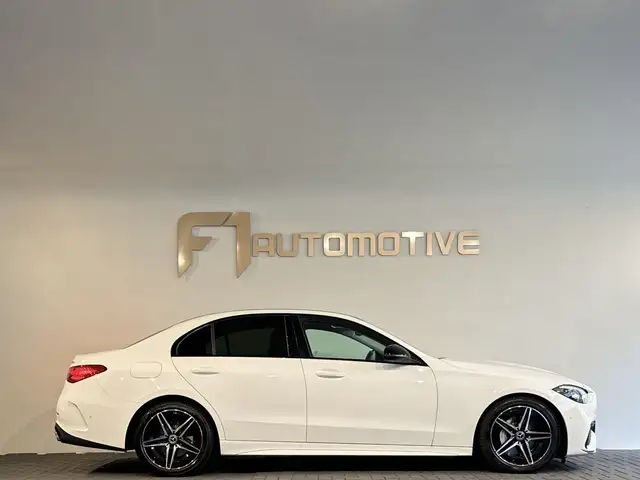 Mercedes-Benz C-Class view 8