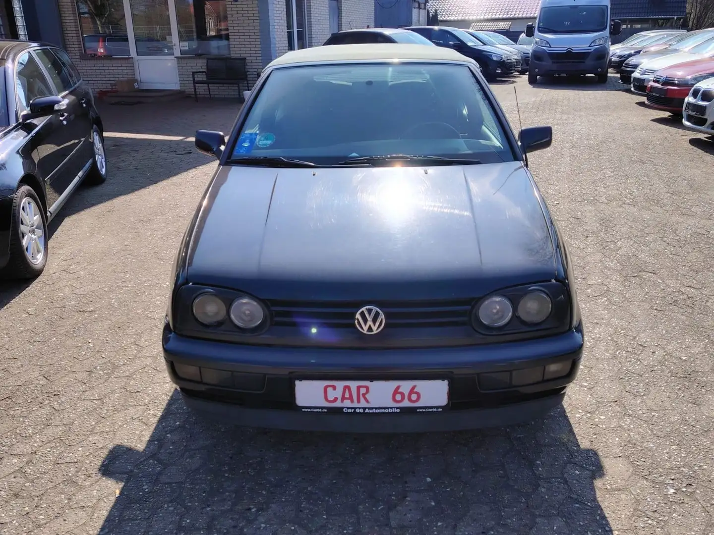 Volkswagen Golf 1.8 Joker Schwarz - 2