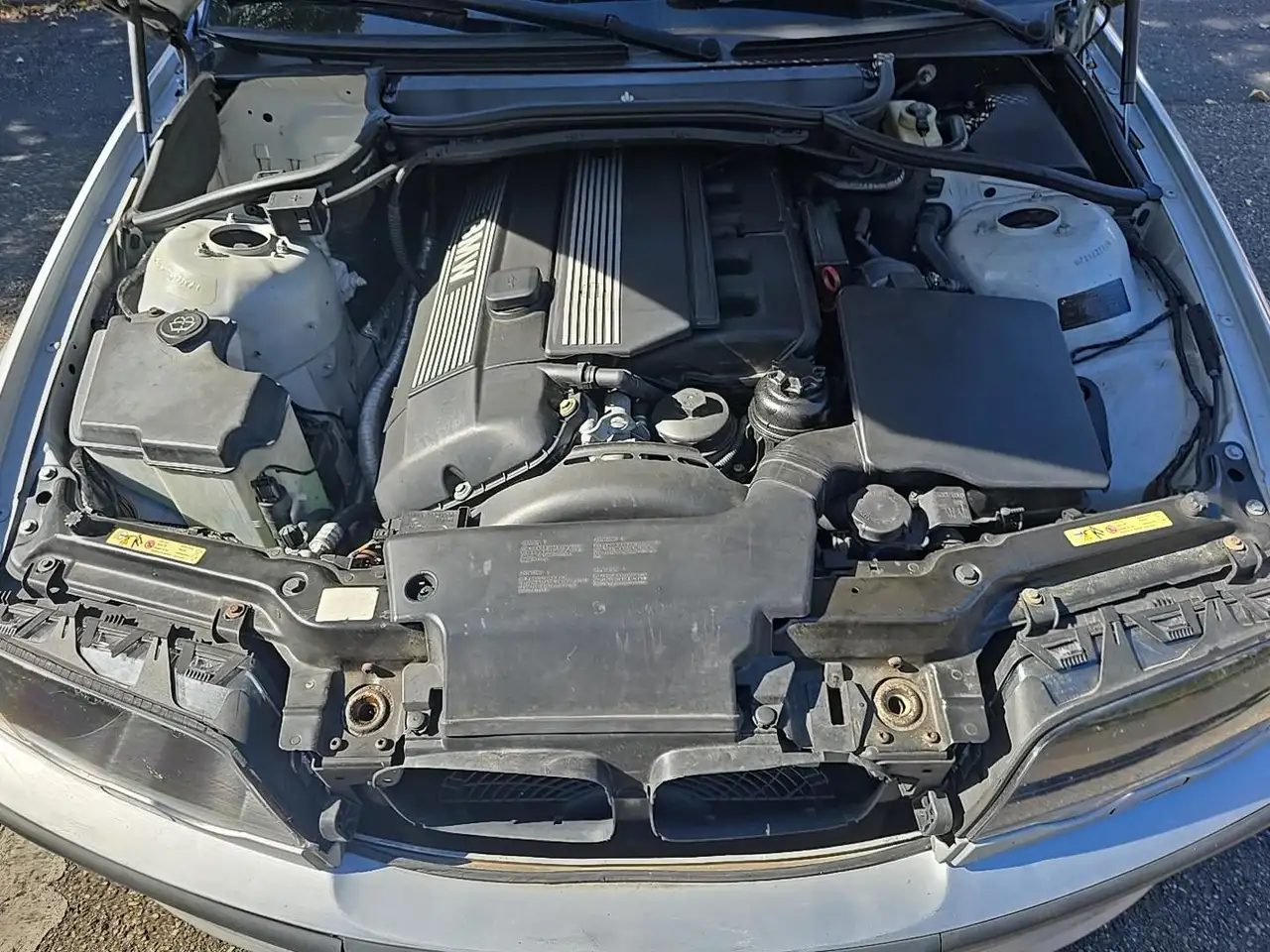 BMW 330i, foto 5