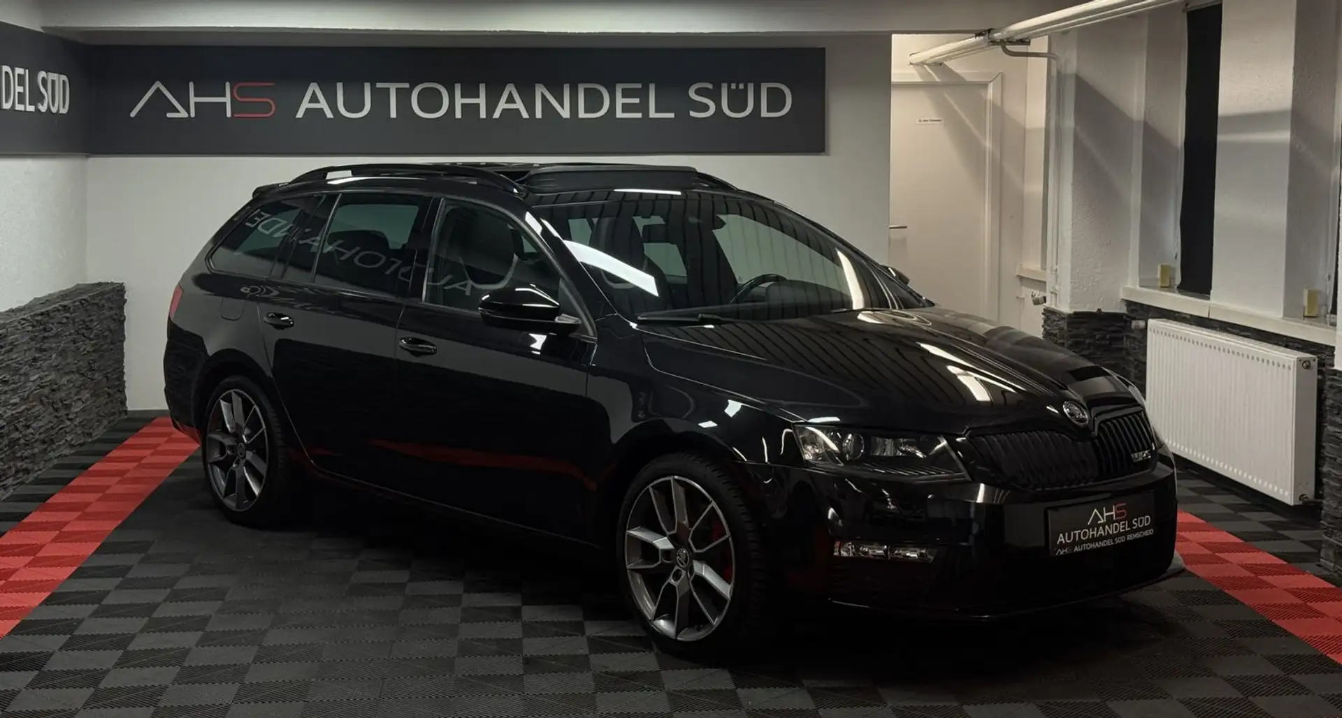 Skoda Octavia RS*PANORAMA*LEDER*NAVI*XENON* Schwarz - 2