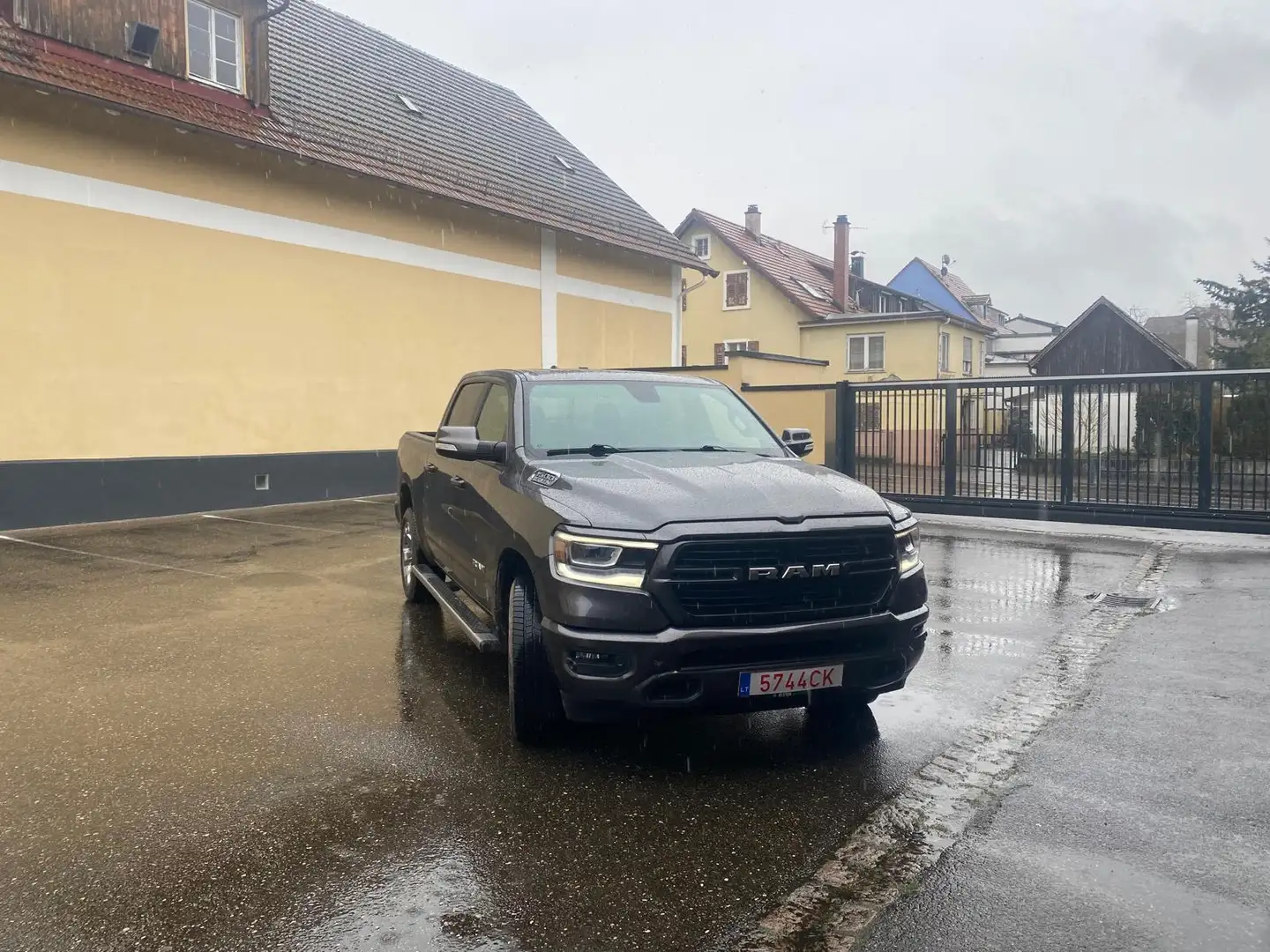 Dodge RAM 1500 Big Horn Szürke - 2