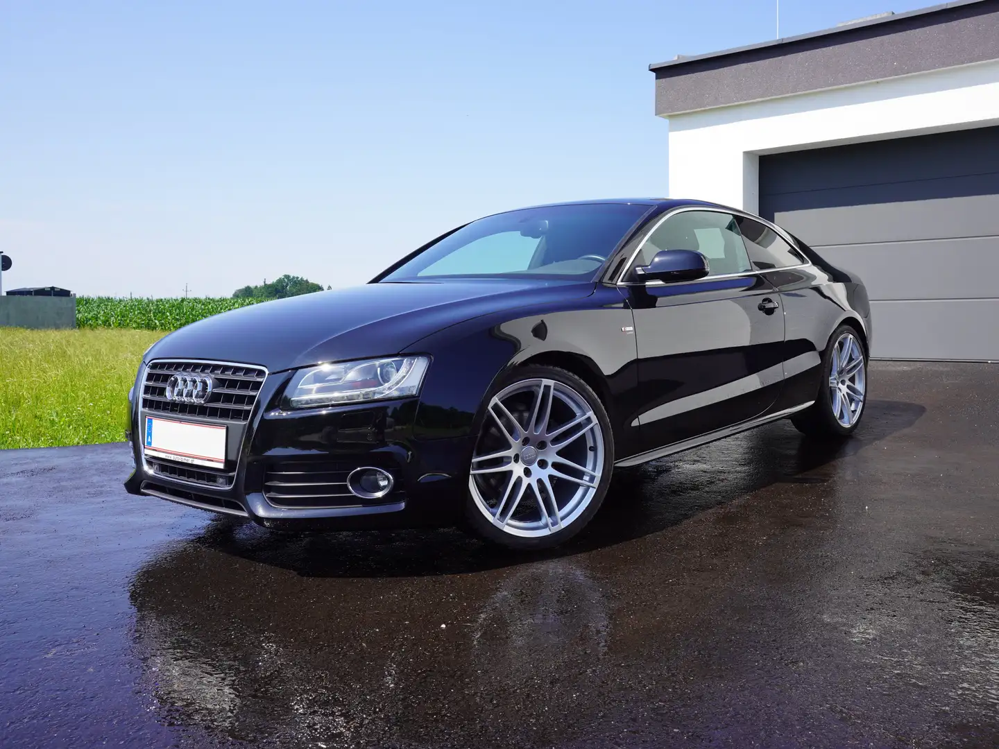 Audi A5 Coupé 2,0 T FSI Aut. Schwarz - 2