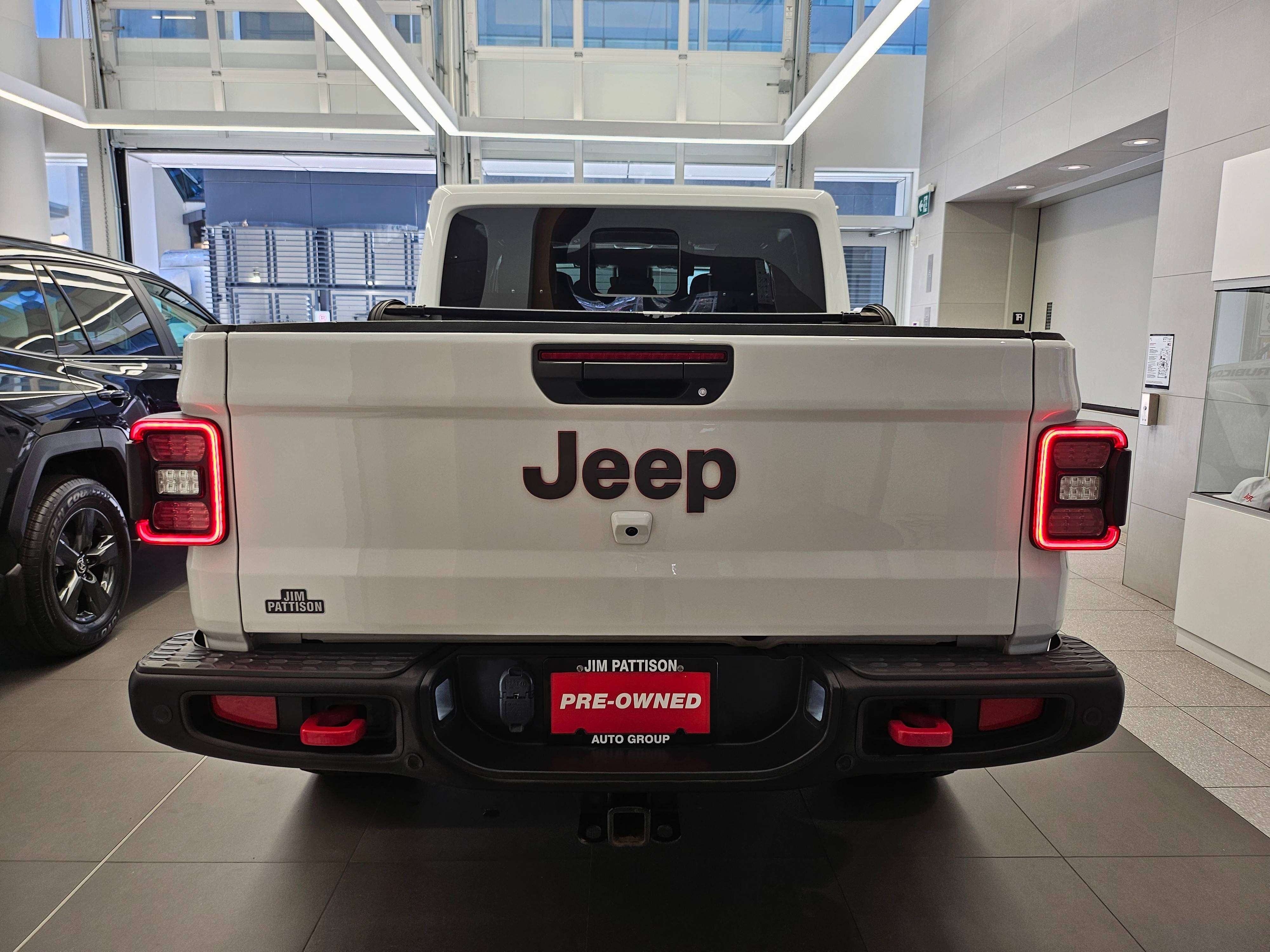 2023 Jeep Gladiator