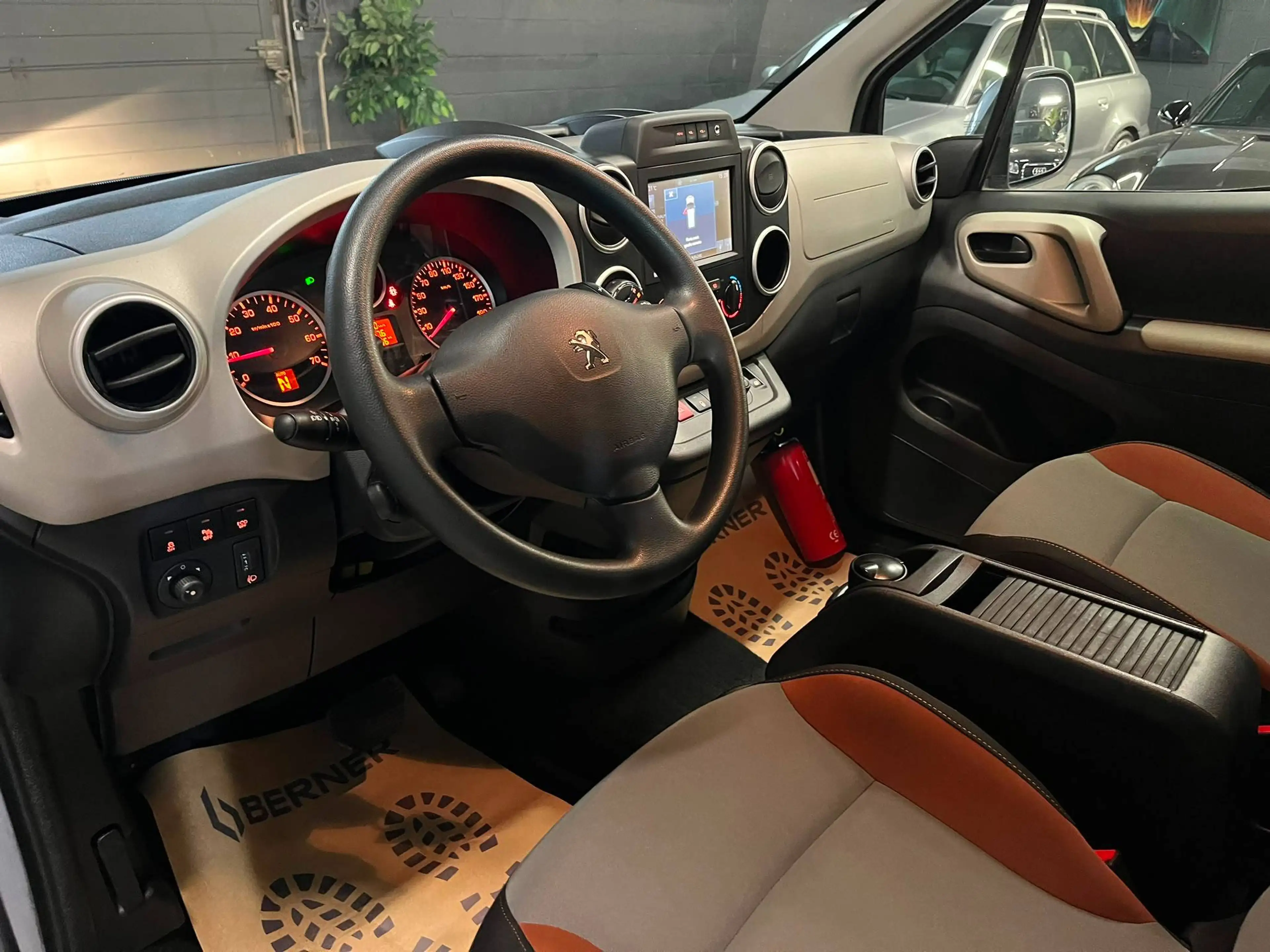 Peugeot Partner PEUGEOT PARTNER **BOITE AUTO** VERSION STYLE** 12 MOIS DE GARANTIE — photo 10