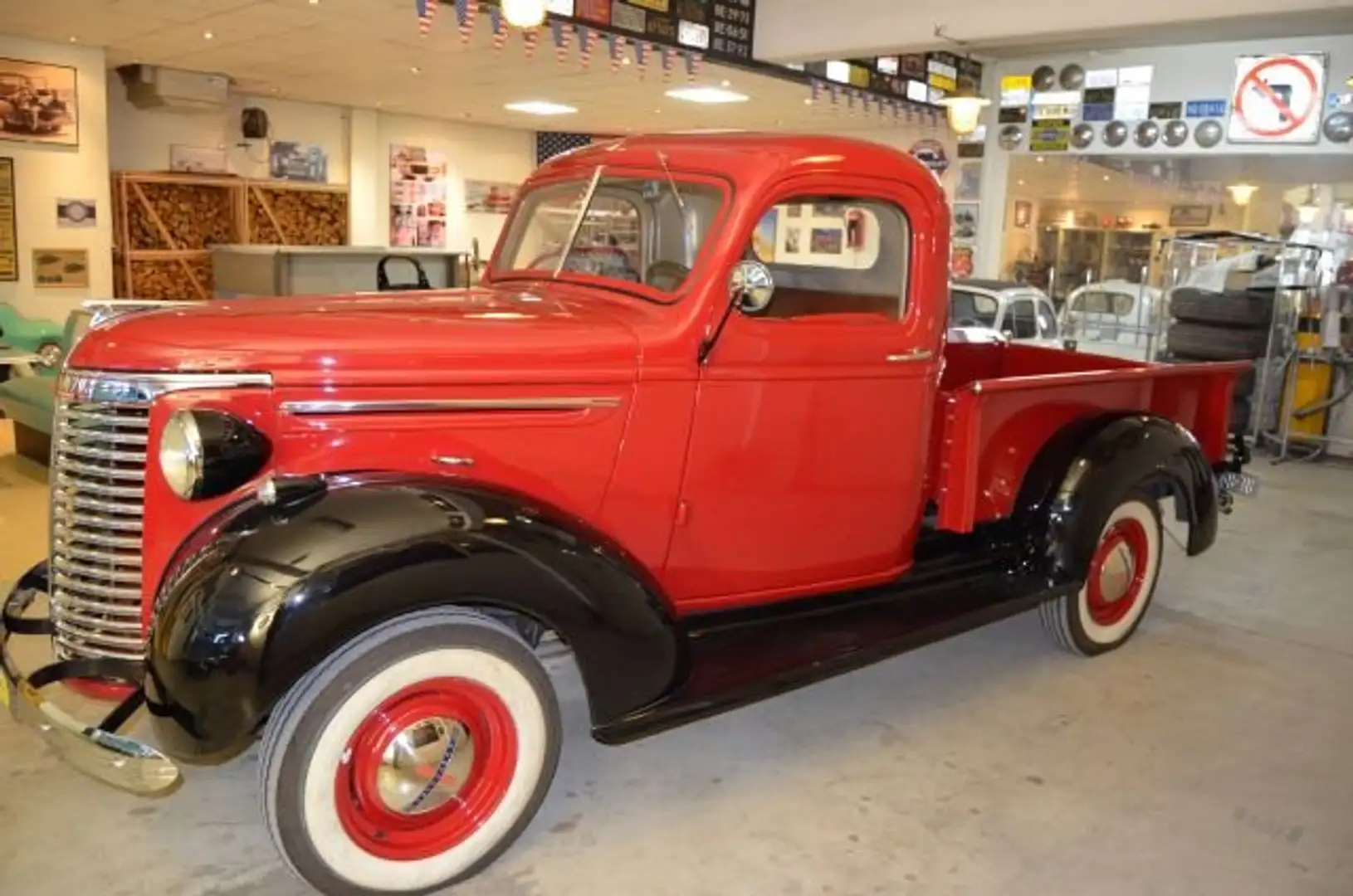Chevrolet Sonstige Pick Up Rot - 1
